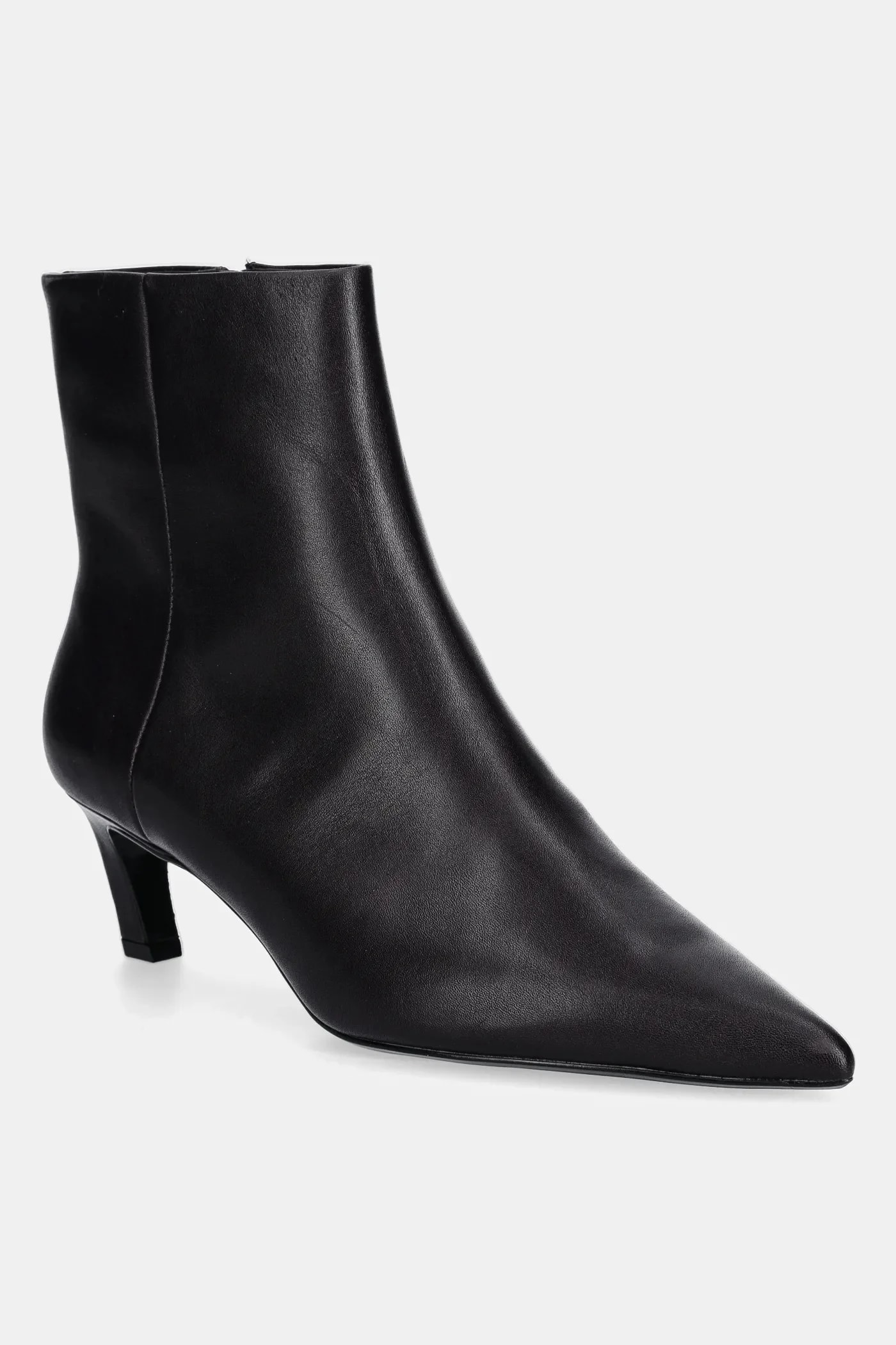 ESS KITTEN HEEL ANKLE BOOT кожаные ботильоны