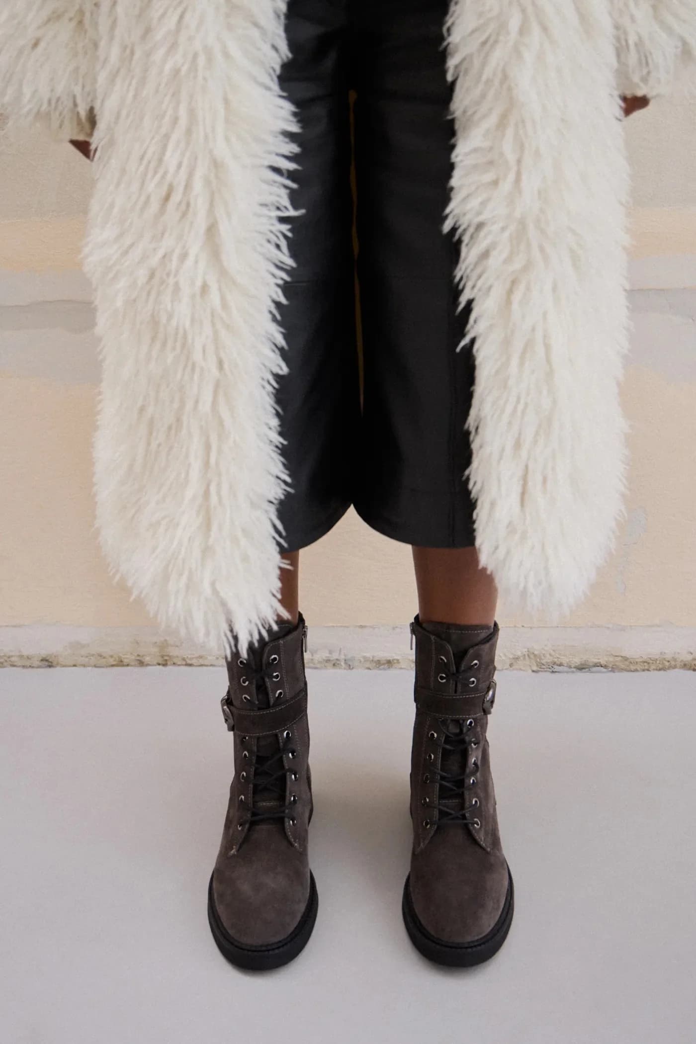 Замшевые сумки-мешки