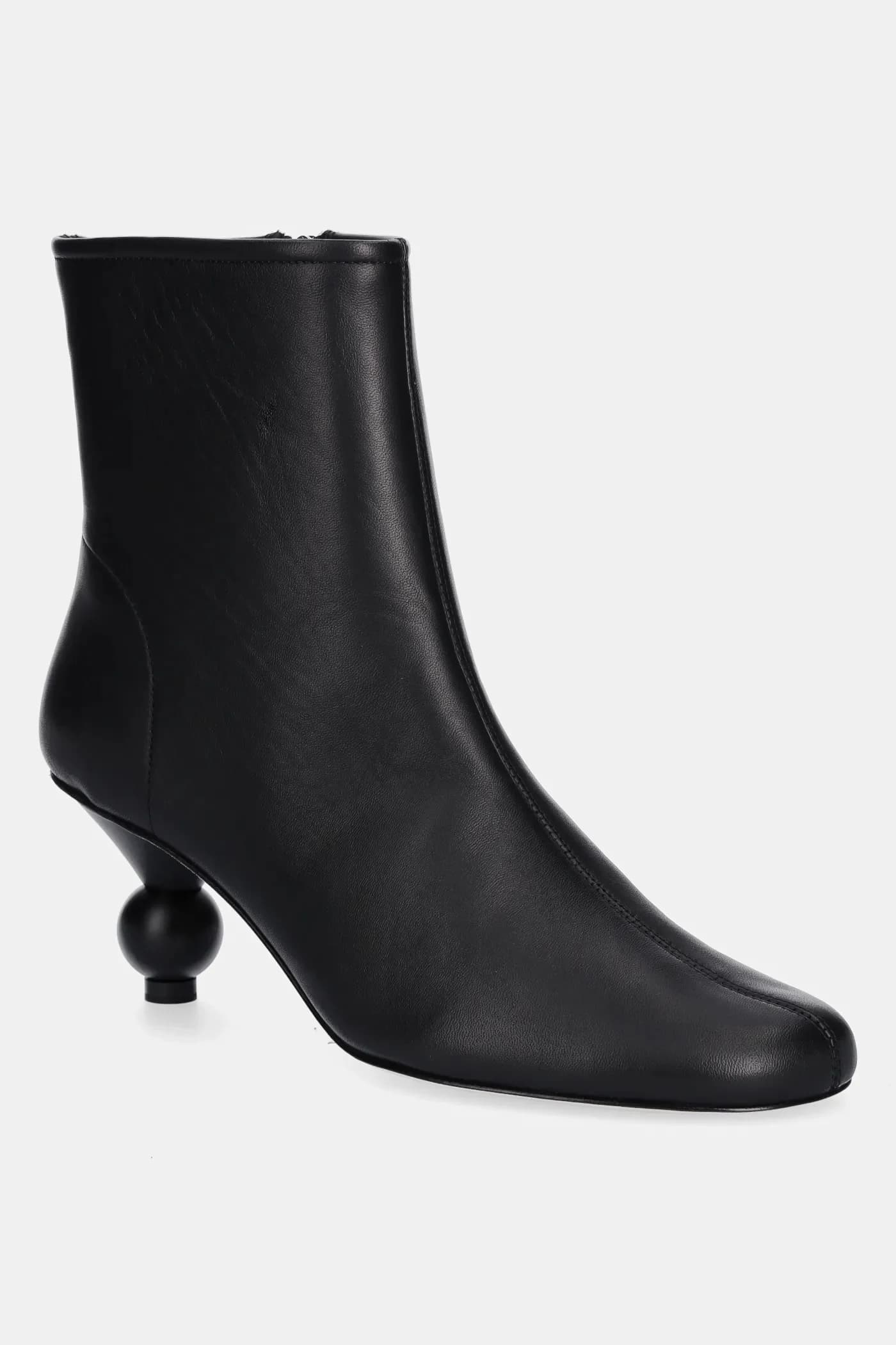 кожаные ботильоны Acro