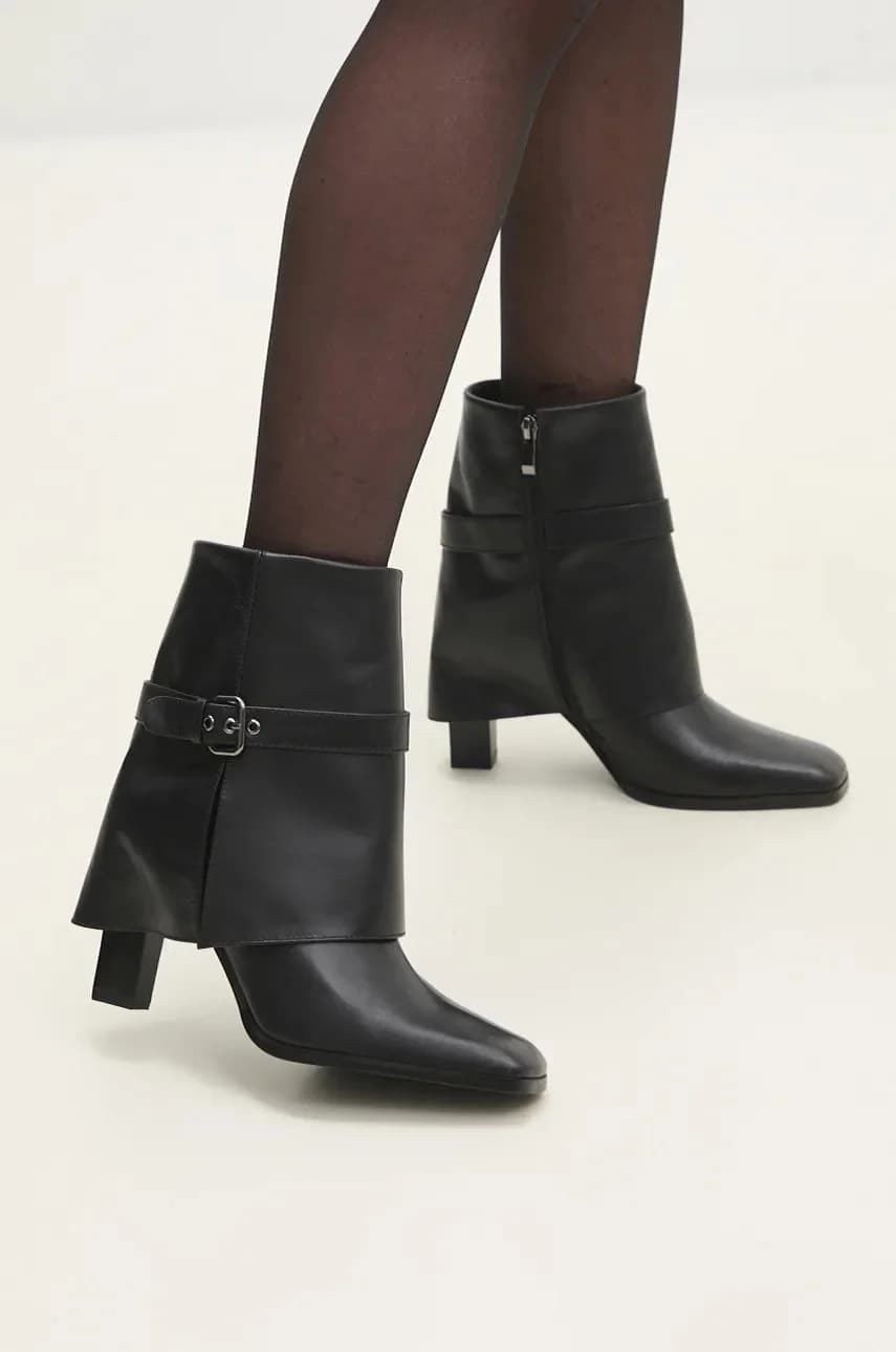 Кожаные ботильоны