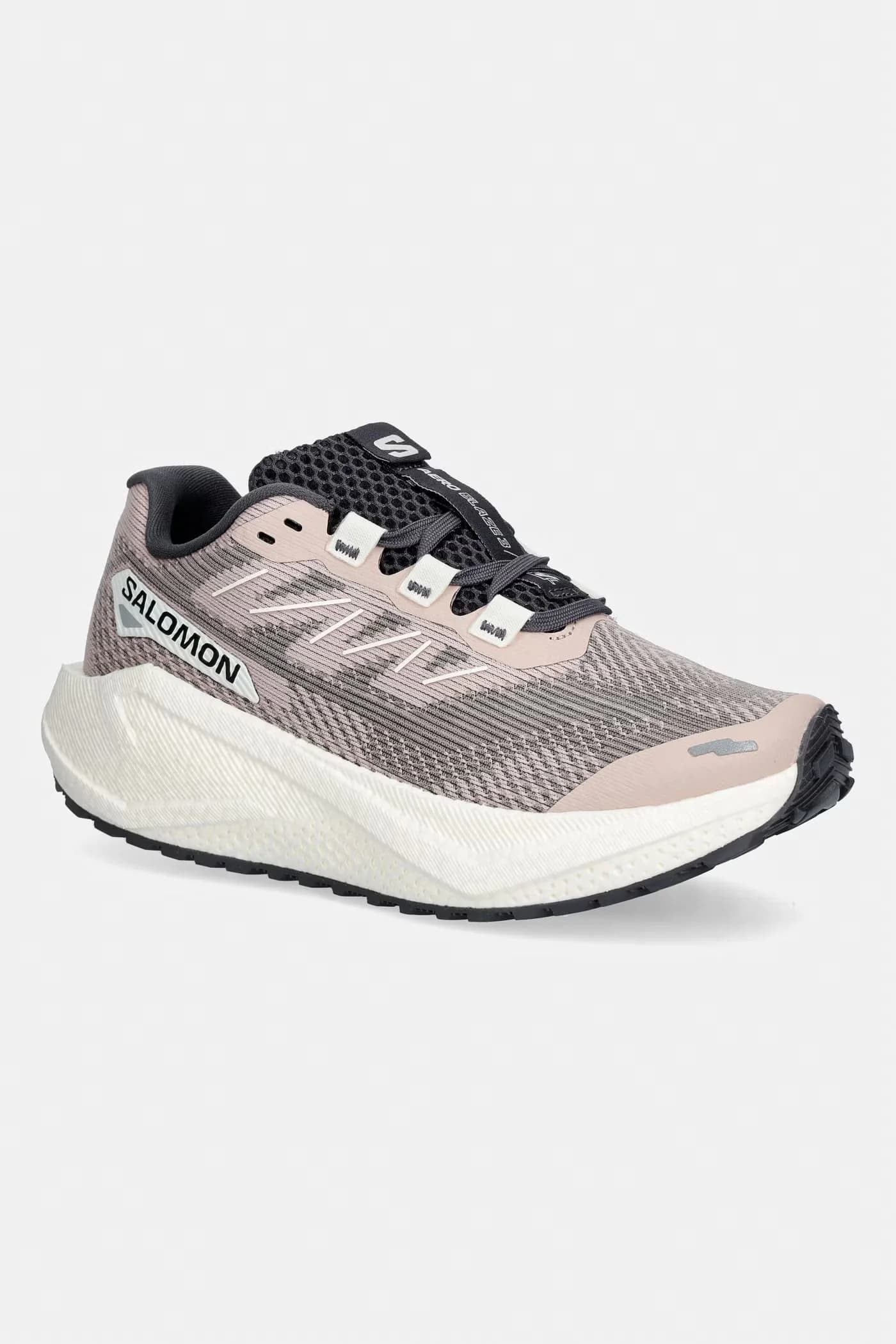 AERO BLAZE 3 спортивная обувь