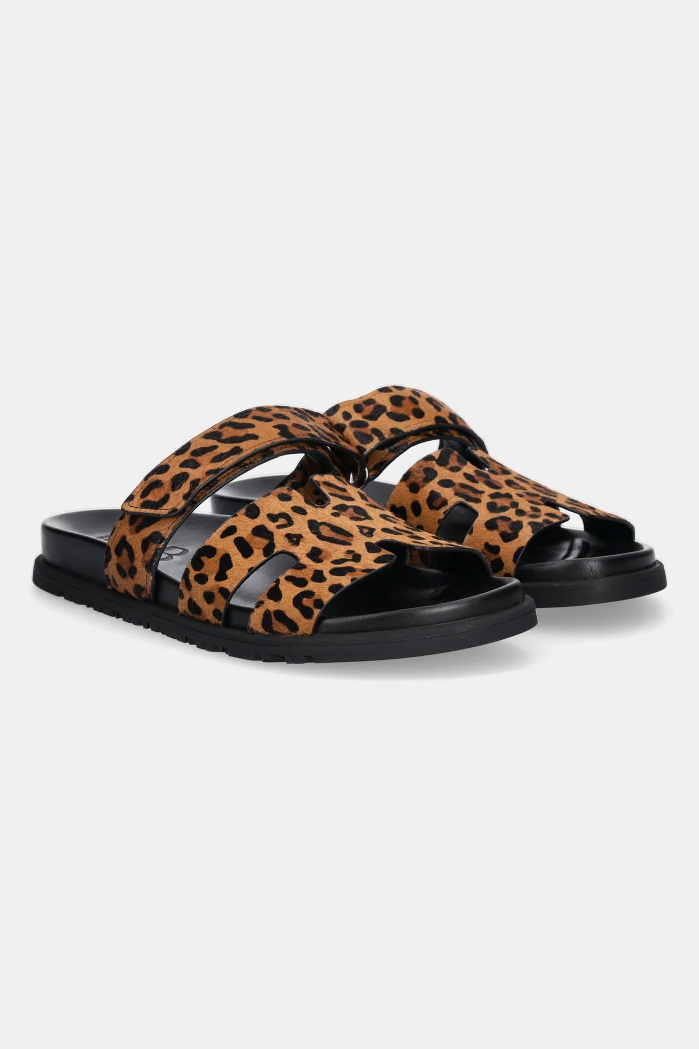 Замшевые шлепанцы