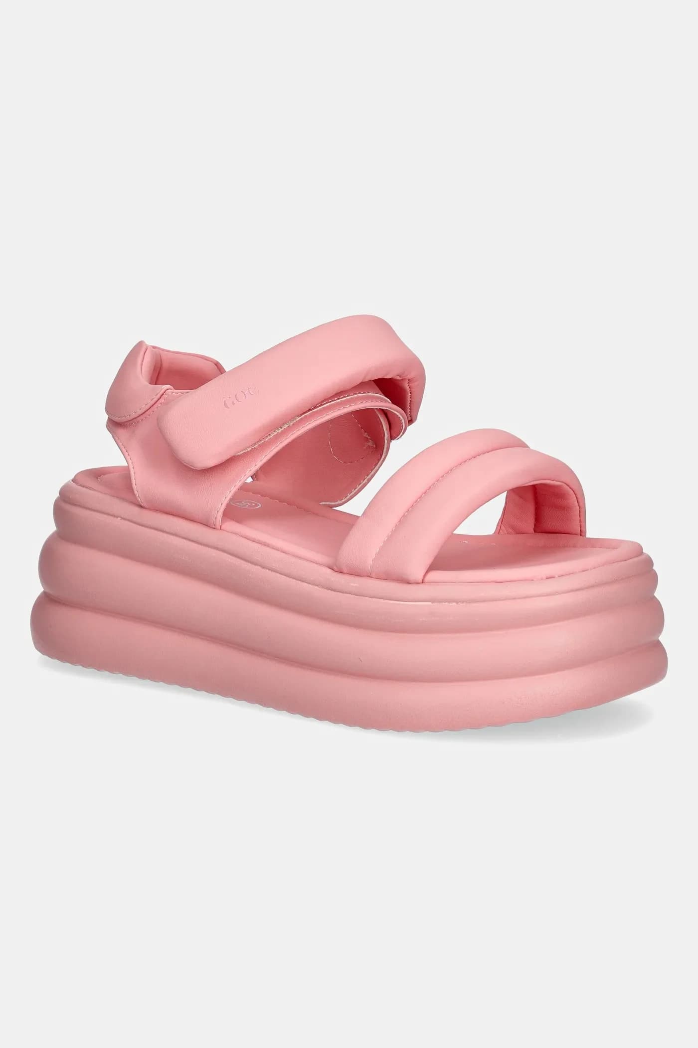 Кожаные сандалии