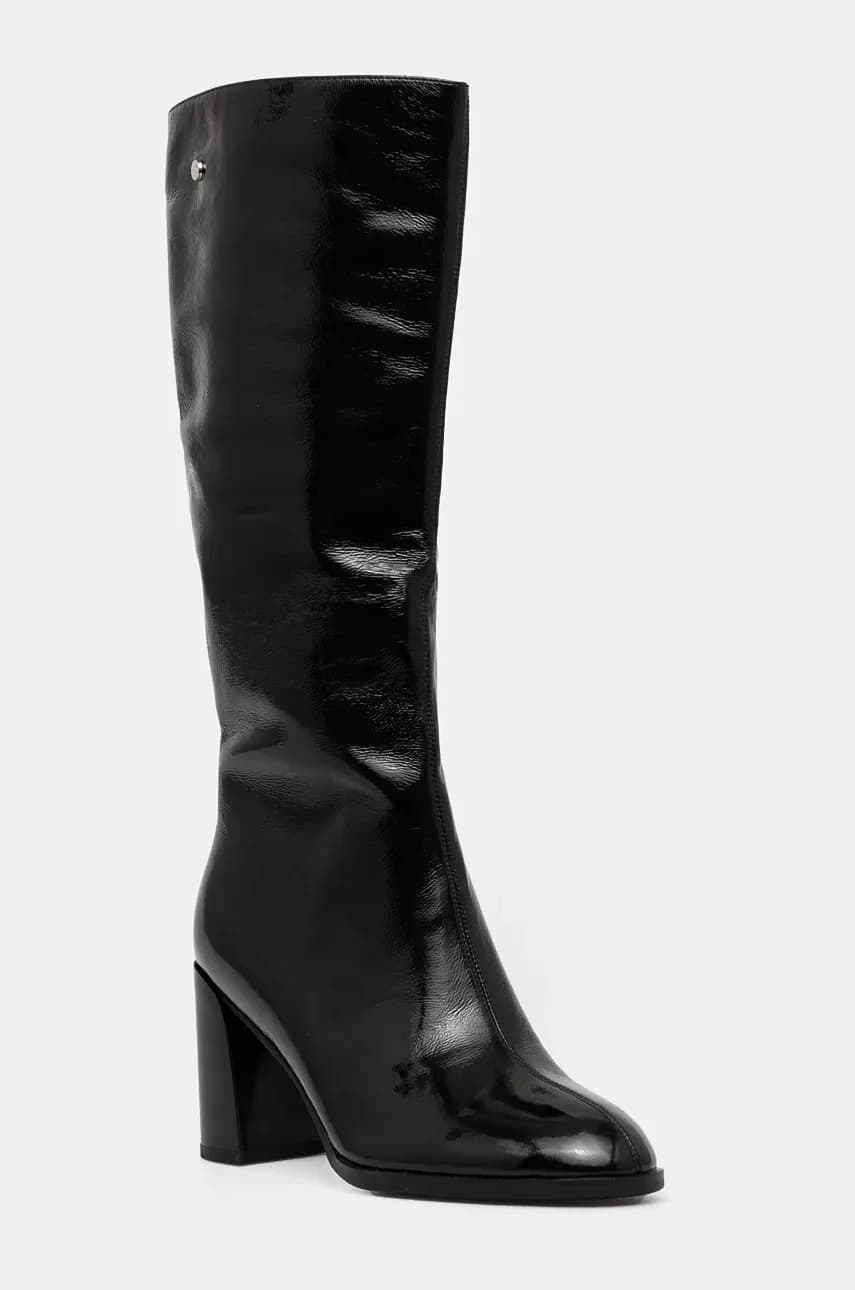 Кожаные сапоги