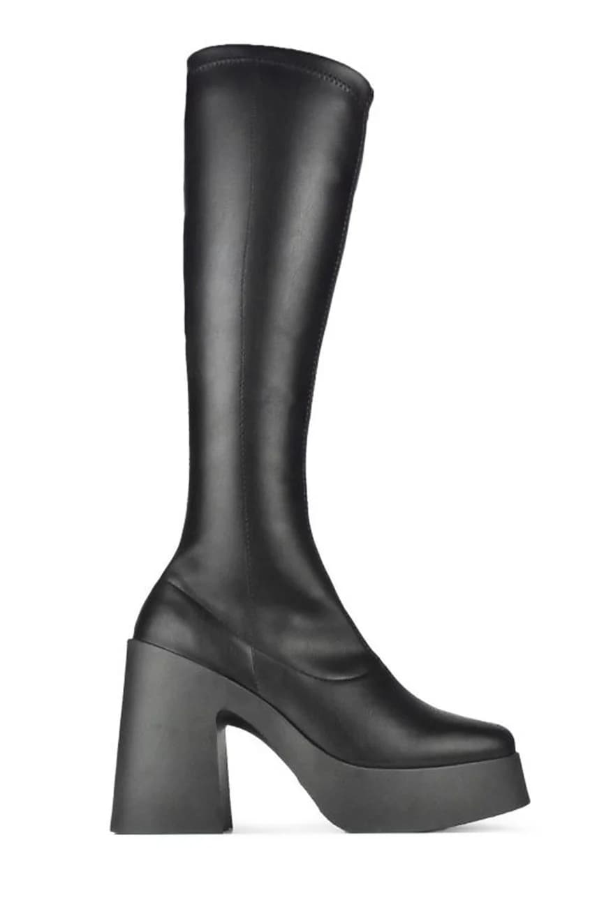 Сапоги София