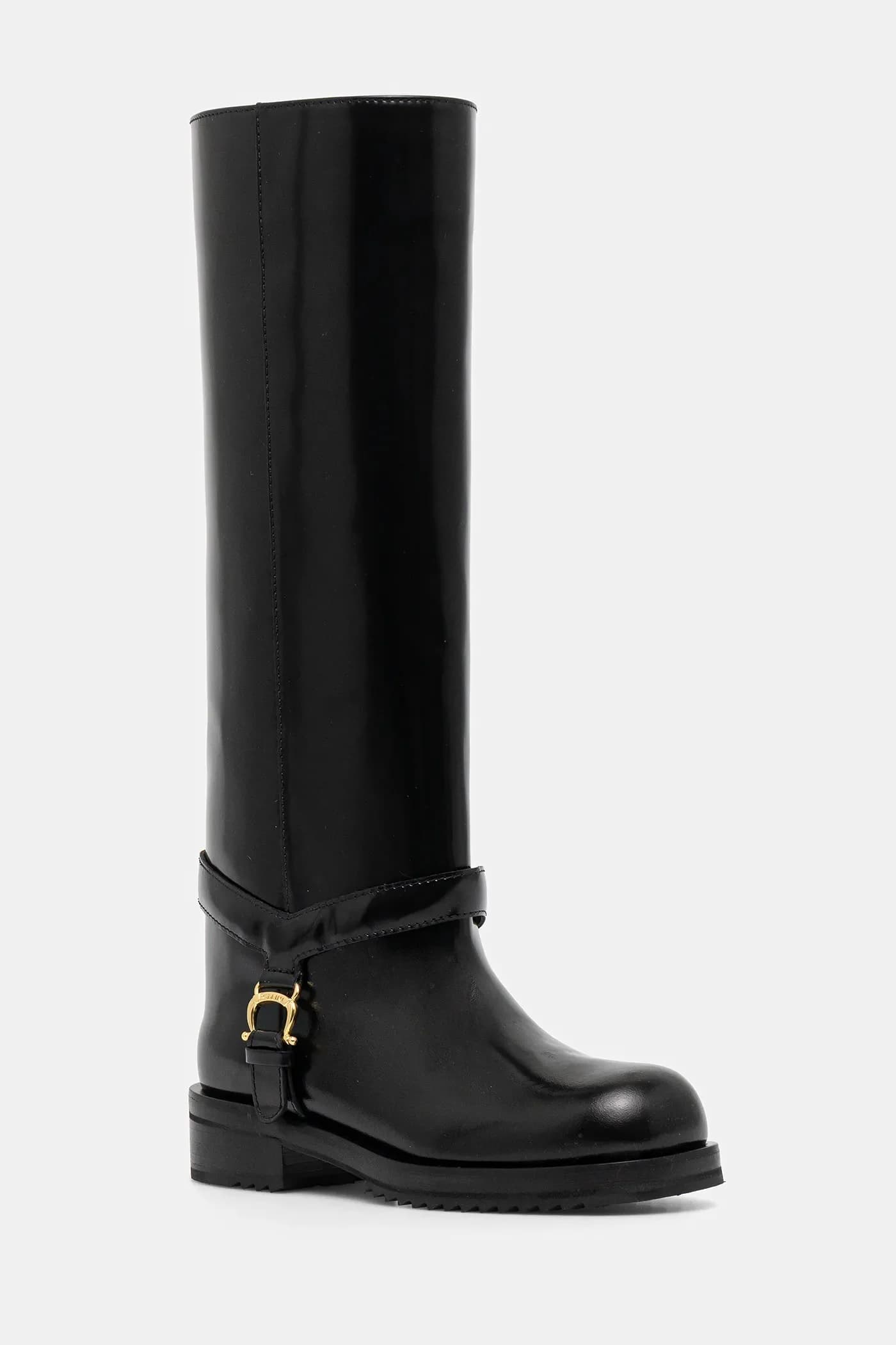 Кожаные сапоги