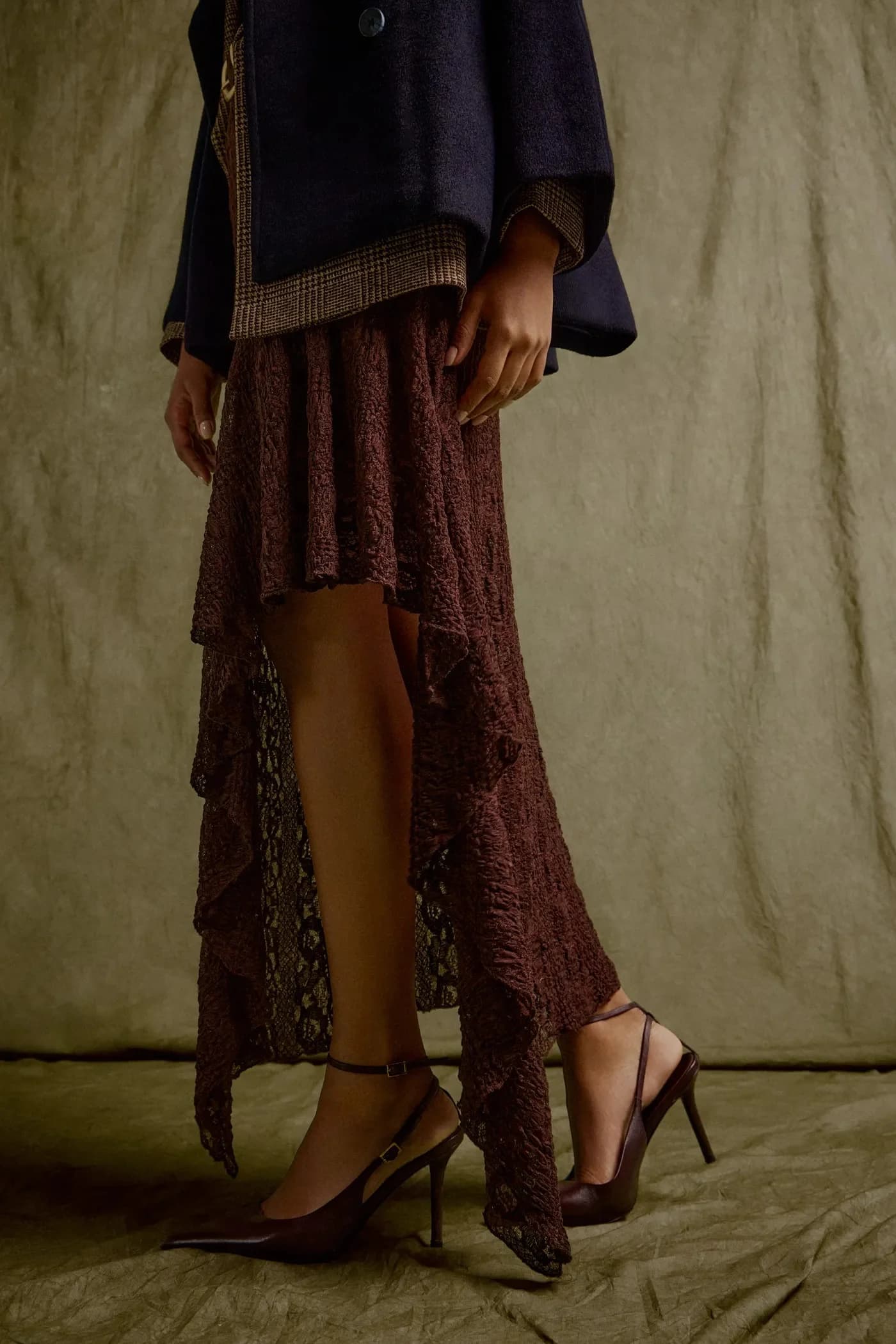 Кожаные туфли на высоком каблуке