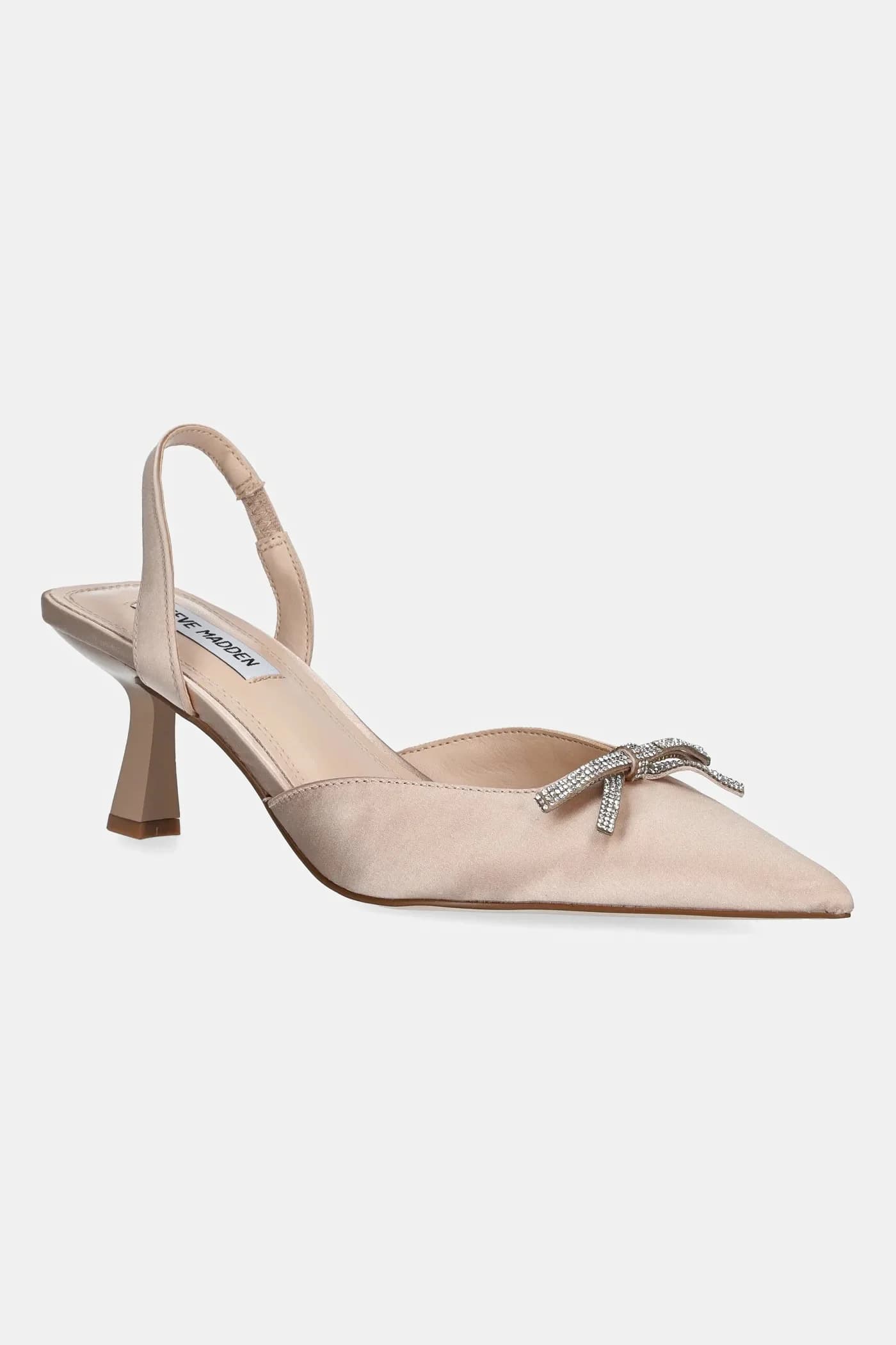 Андер на высоких каблуках