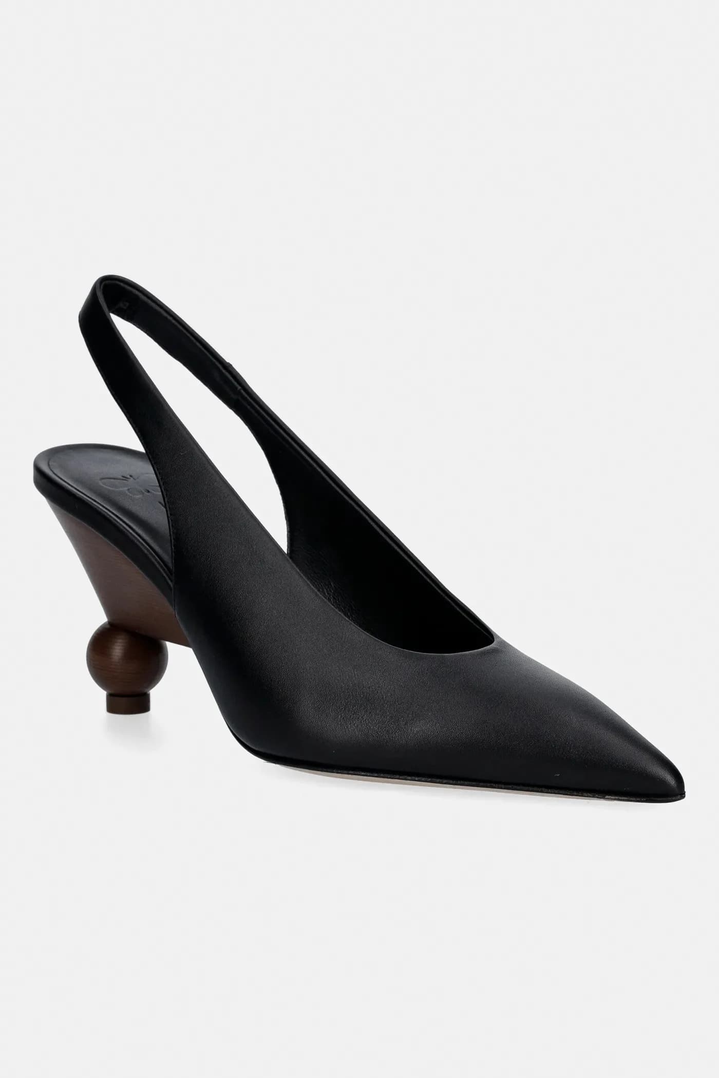 Кожаные туфли Wkarito на высоком каблуке