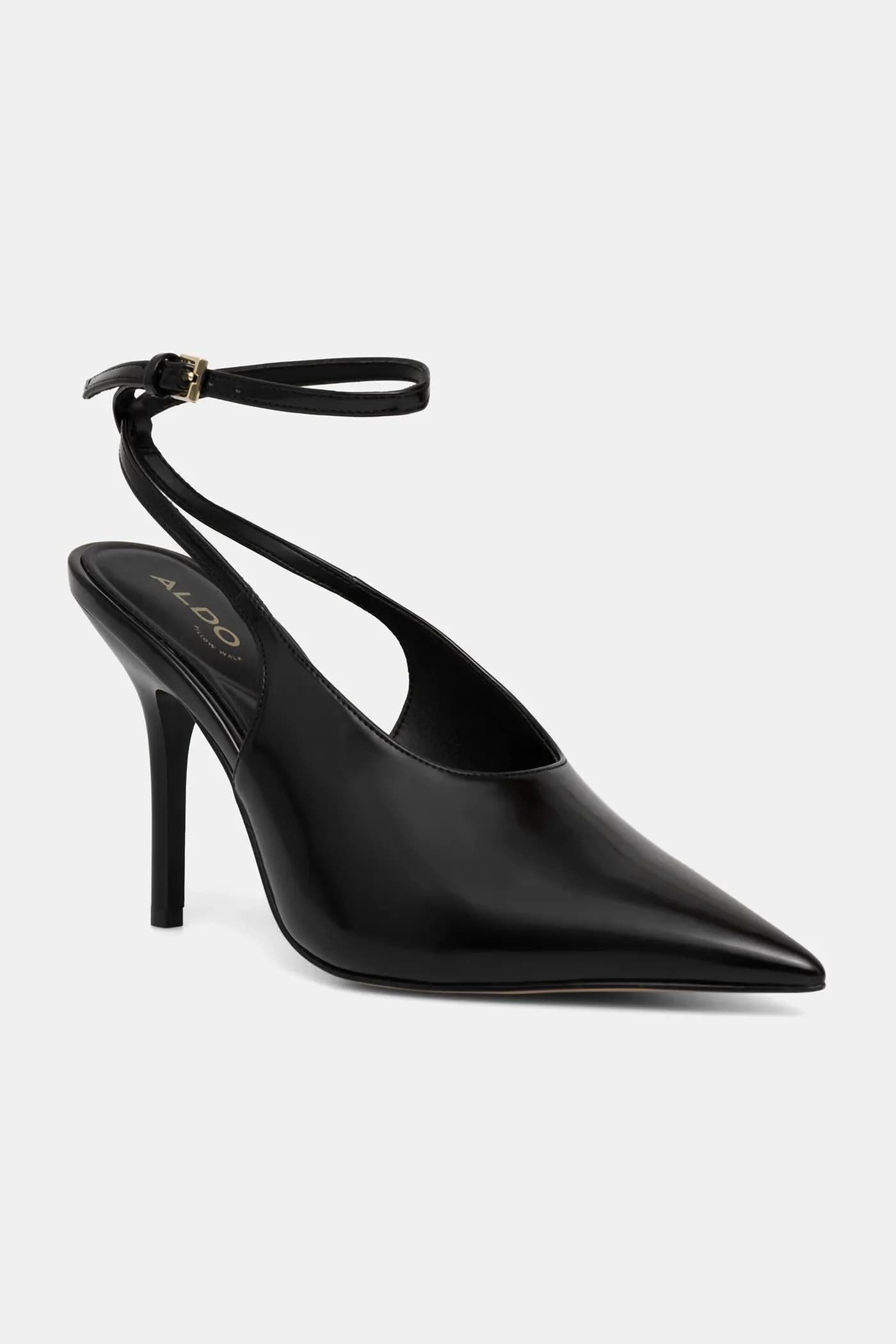 ЛИСАНДРА на высоких каблуках