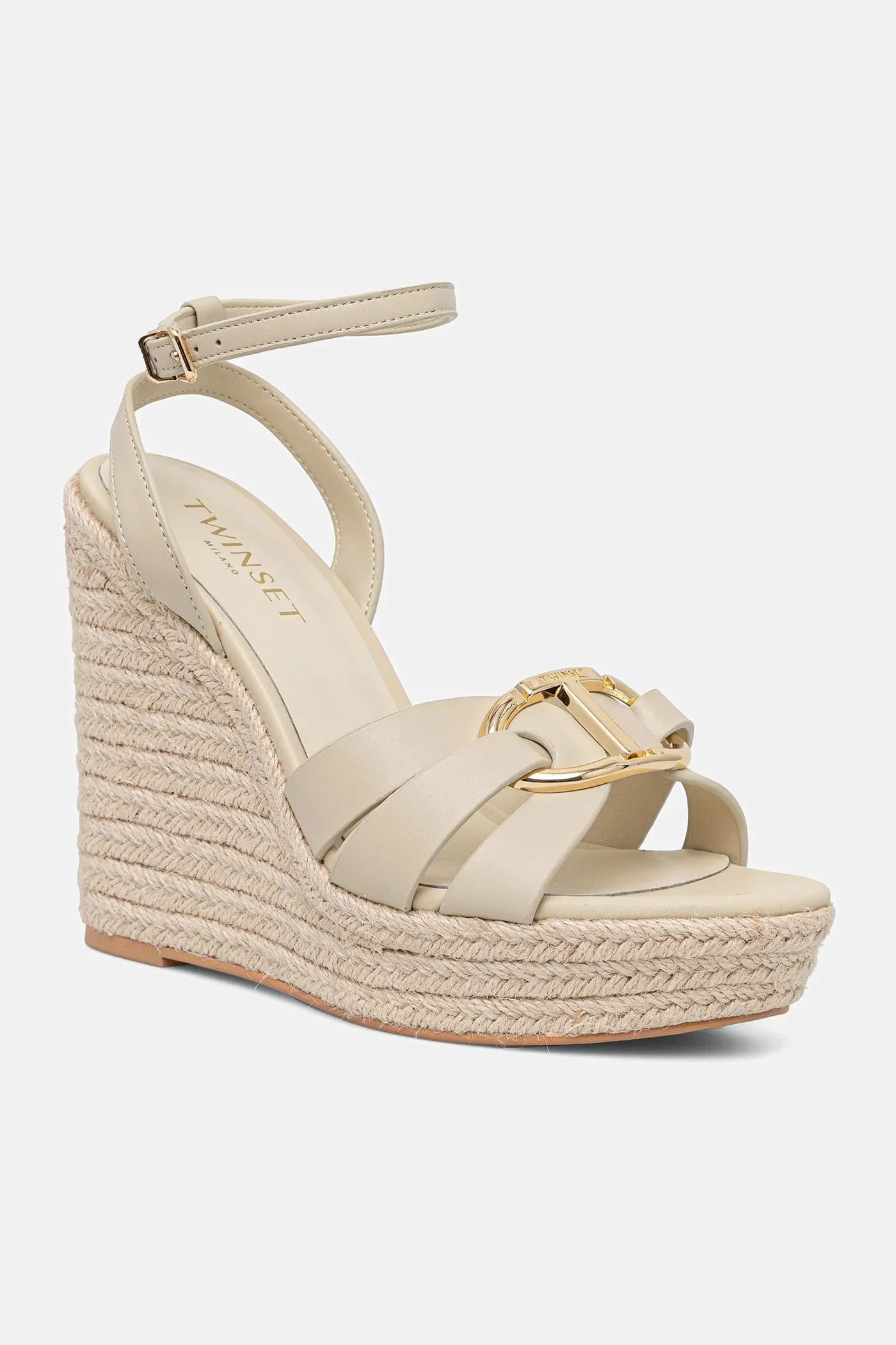 Кожаные сандалии