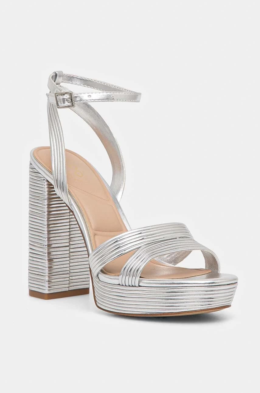 сандалии MAELIS