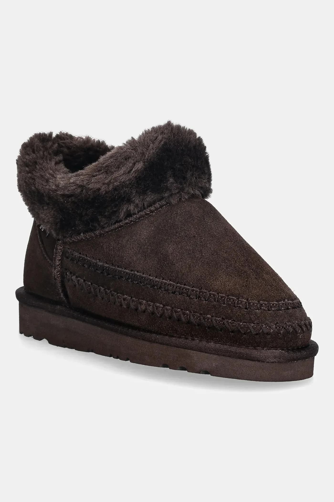 Замшевые зимние ботинки