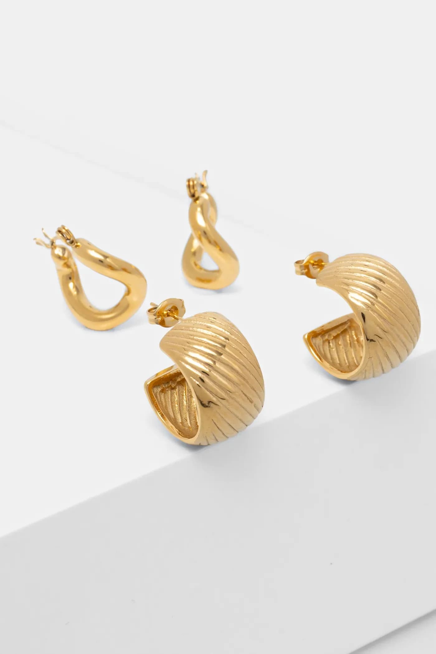 2 серьги золотые для женщин