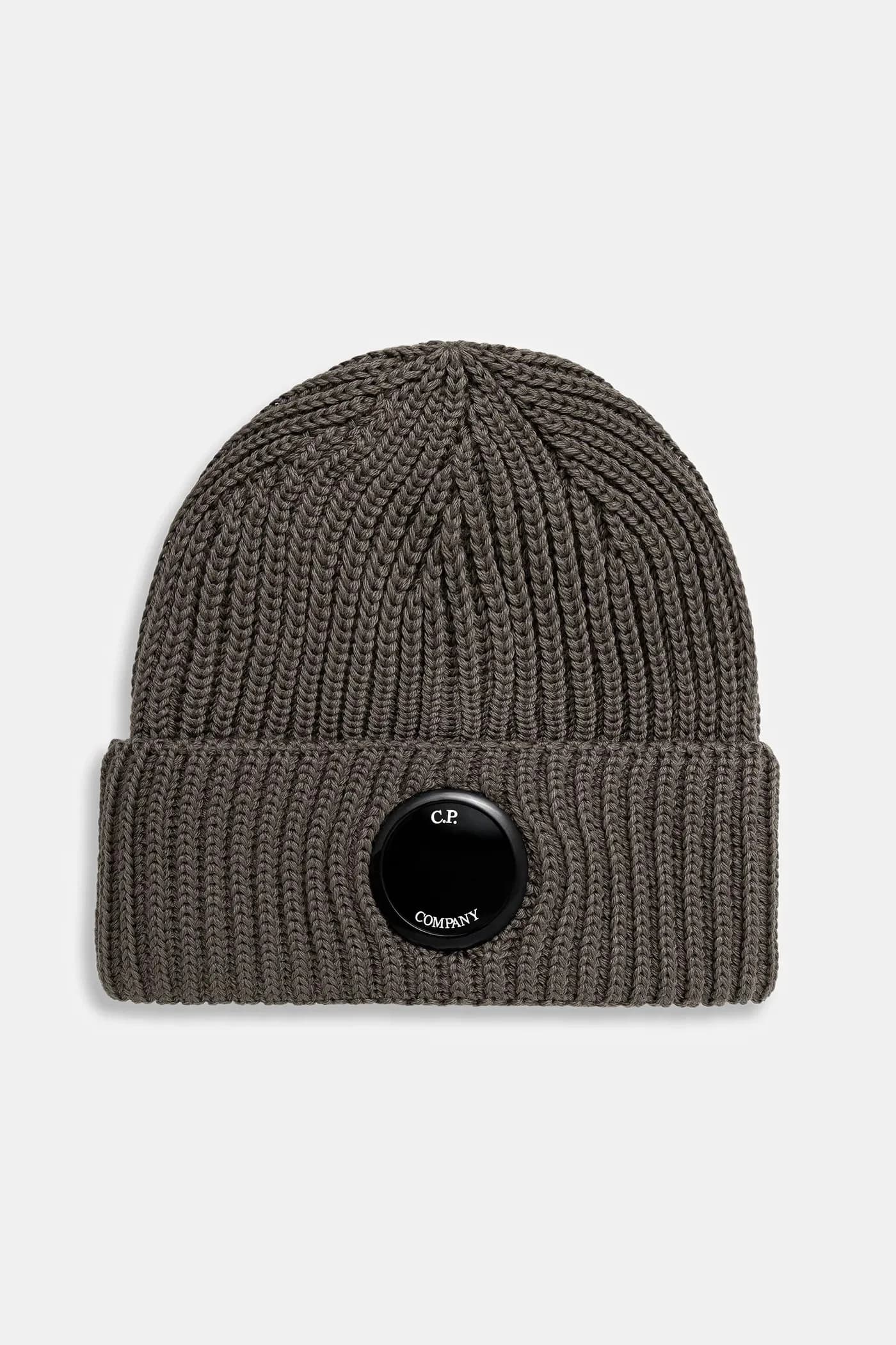 Шерстяная шапка