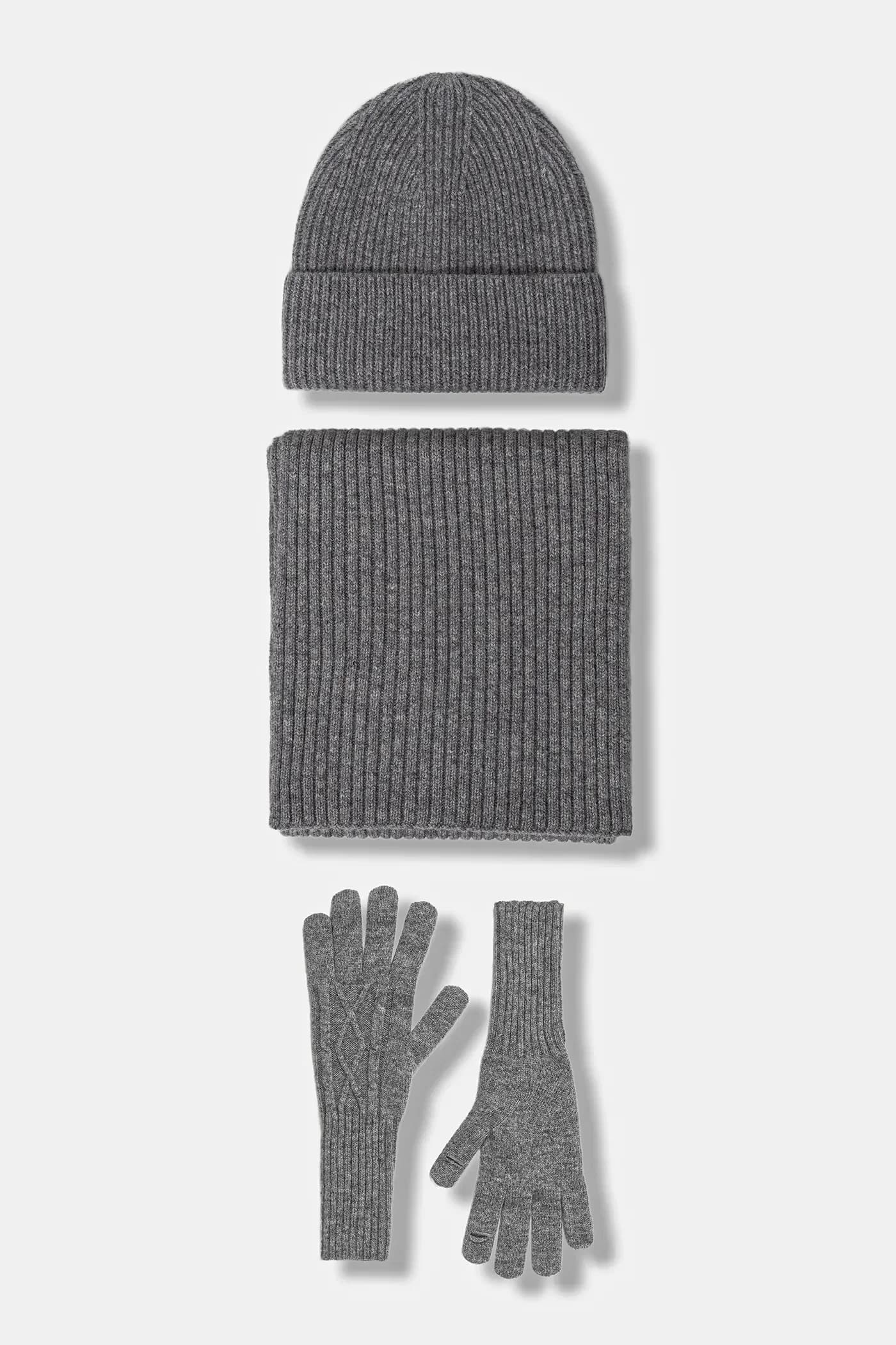 Шерстяной комплект