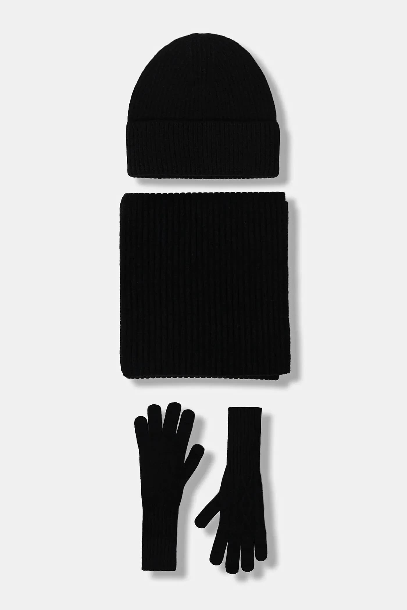 Шерстяной комплект