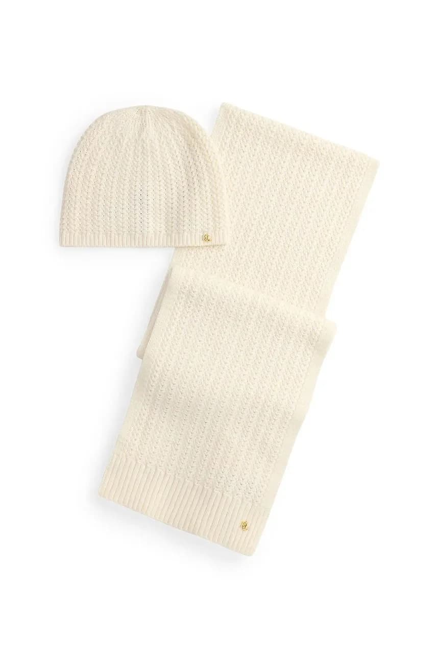 Шапка и шарф из шерсти