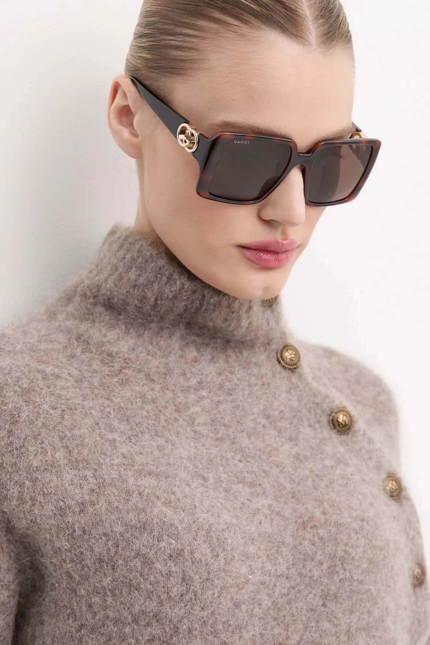 Солнцезащитные очки