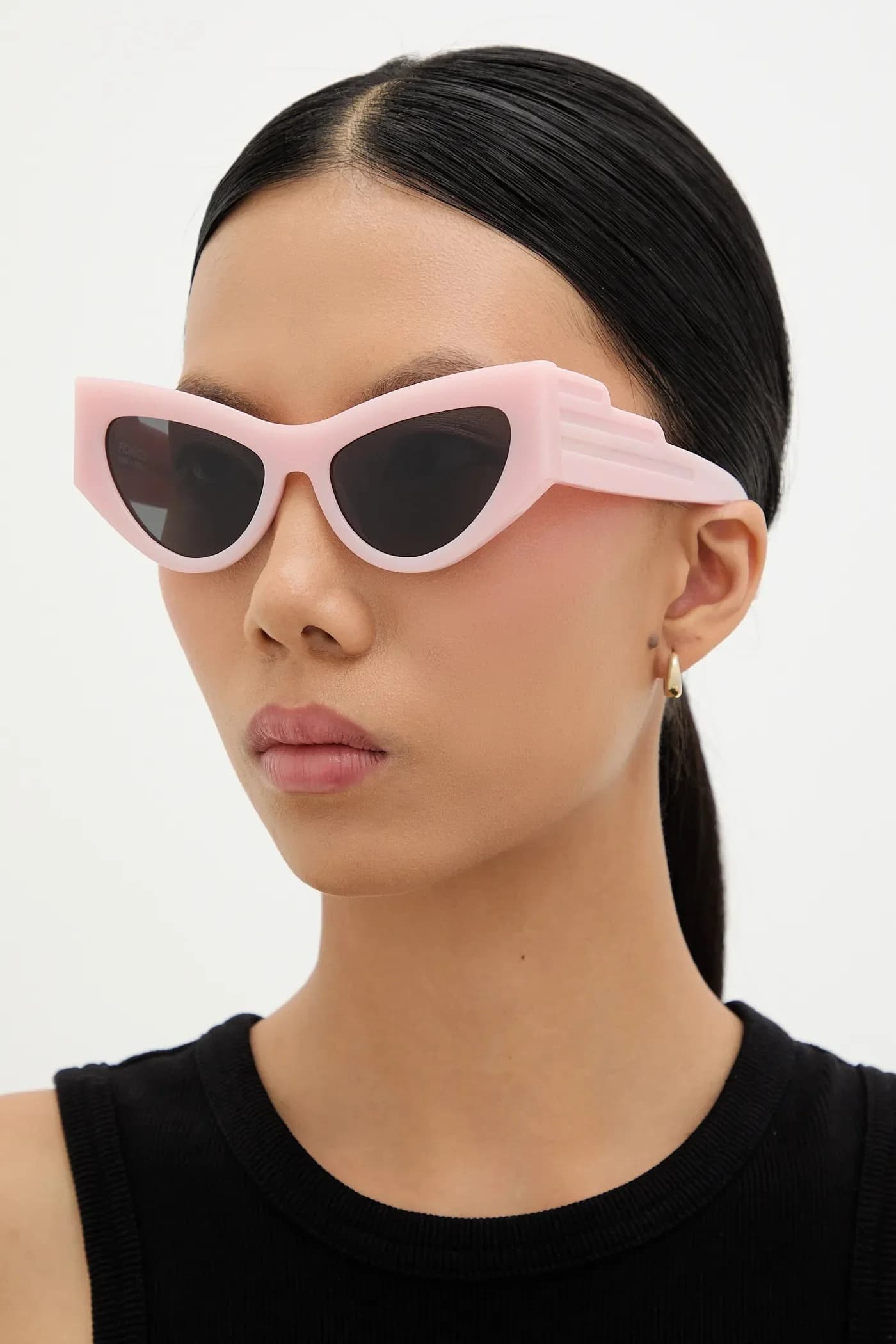 солнцезащитные очки-крылышки