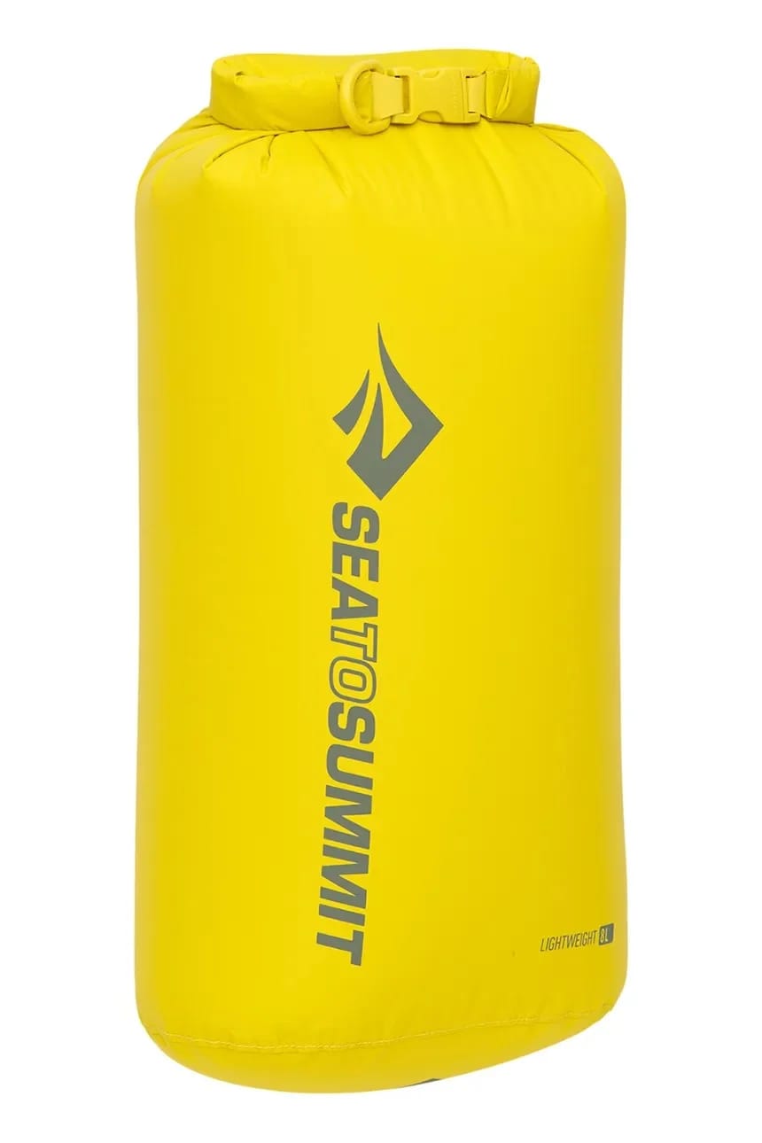 Легкий водонепроницаемый чехол Dry Bag объемом 8 л.