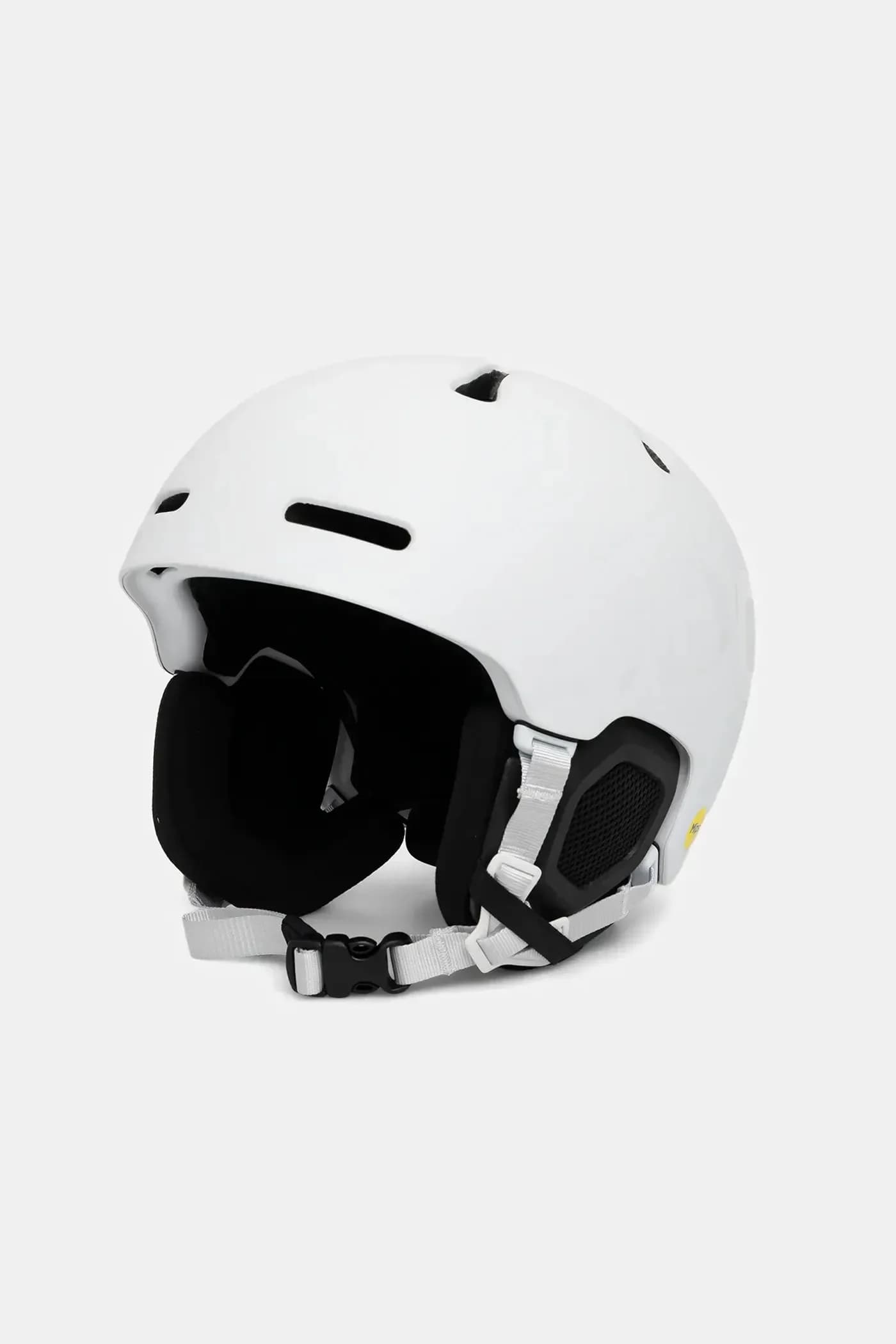 Лыжный шлем