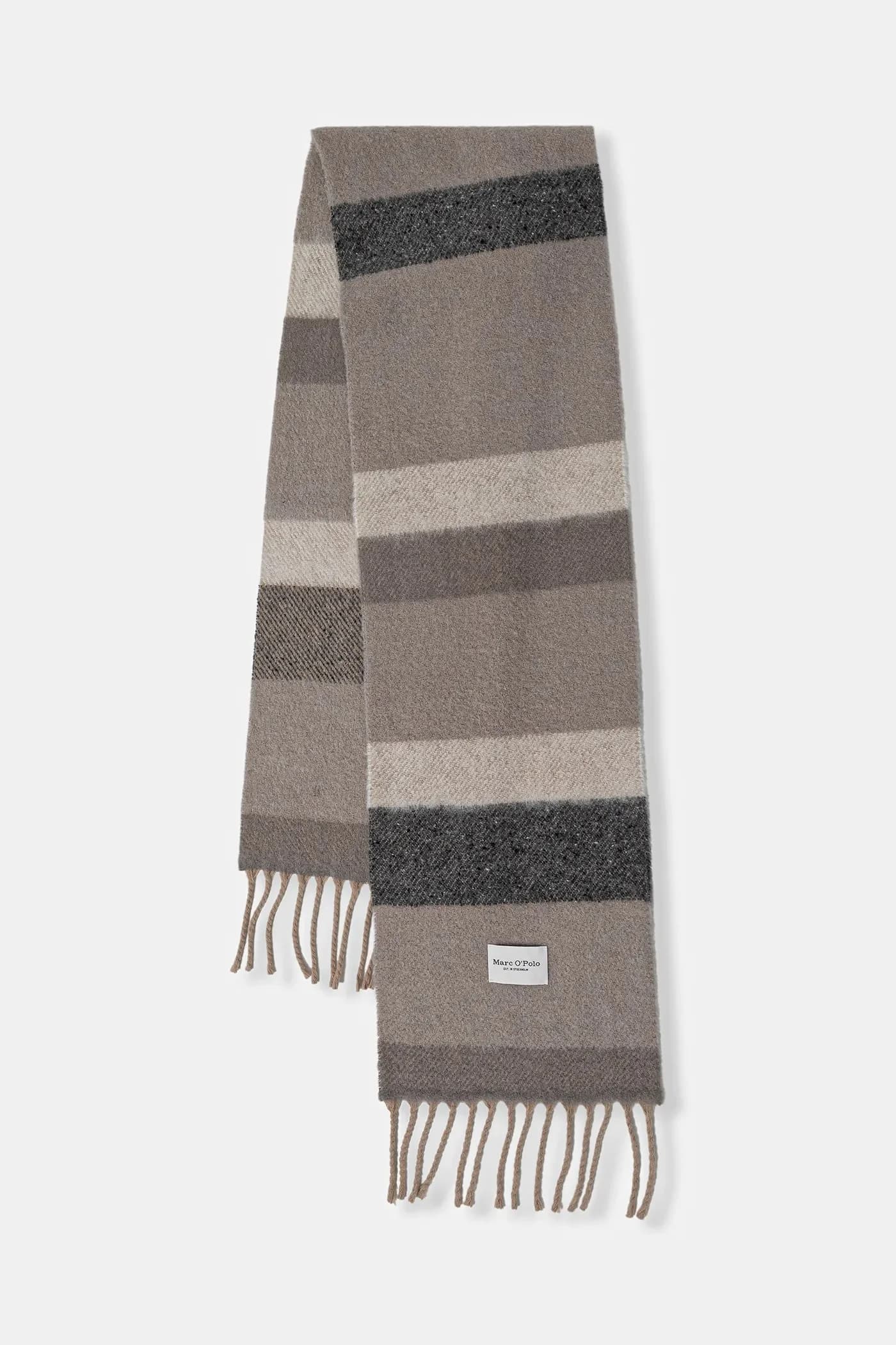 Шарф с шерстью