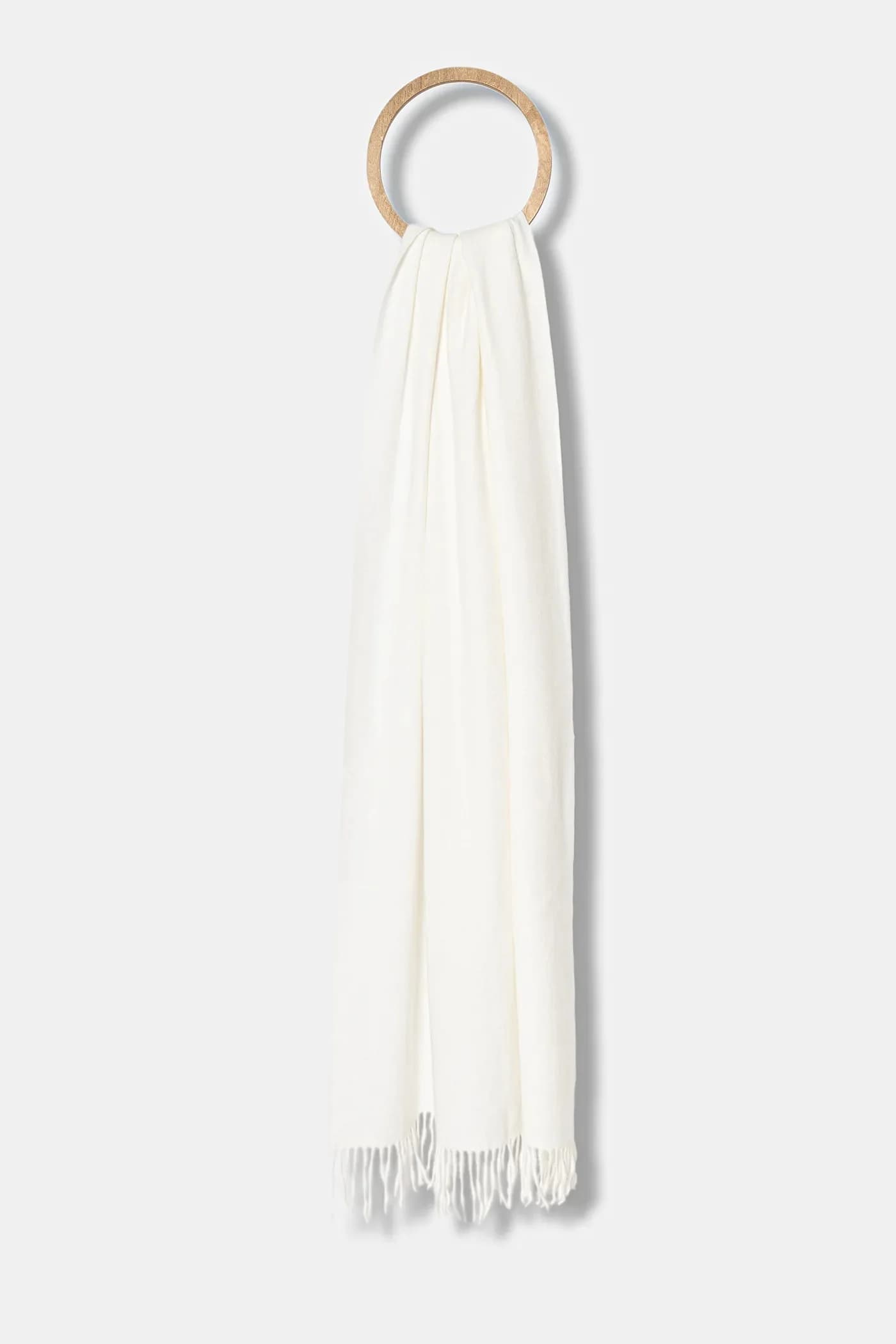 Шерстяной шарф