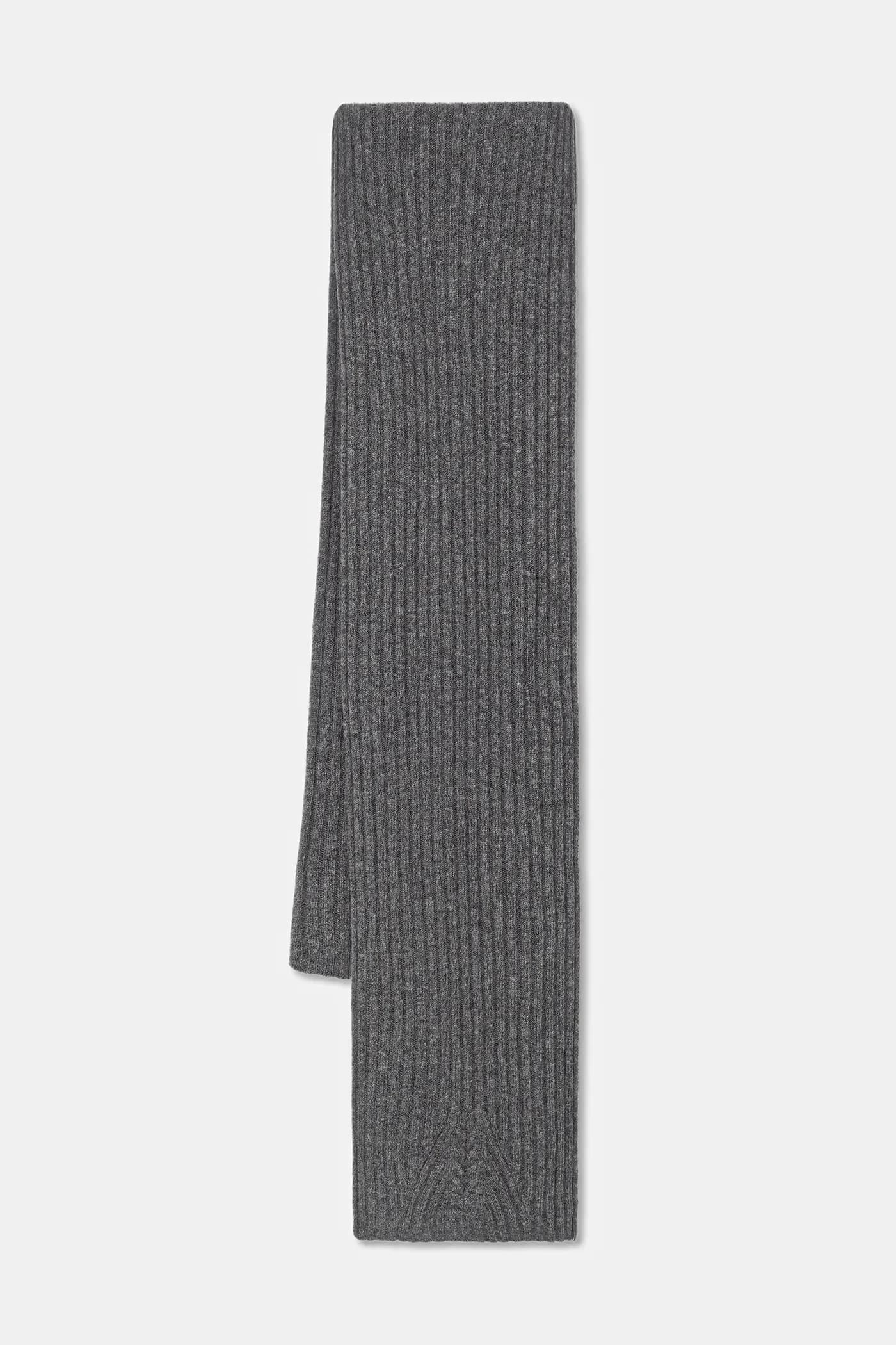 Шерстяной шарф