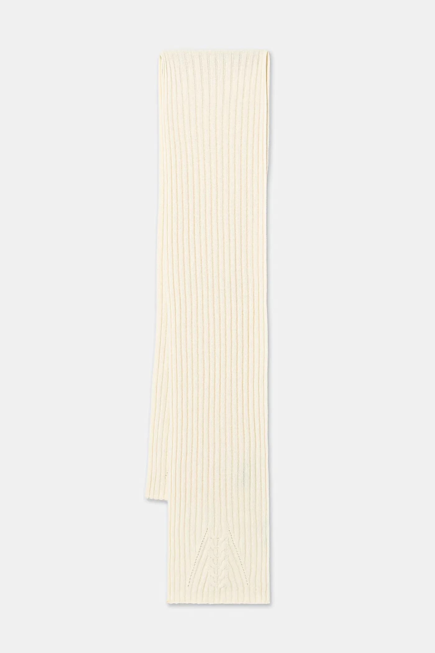 Шерстяной шарф