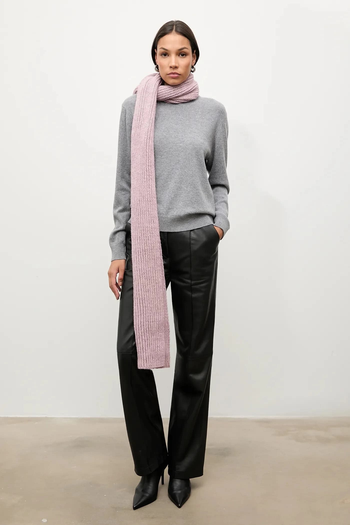 Шерстяной шарф