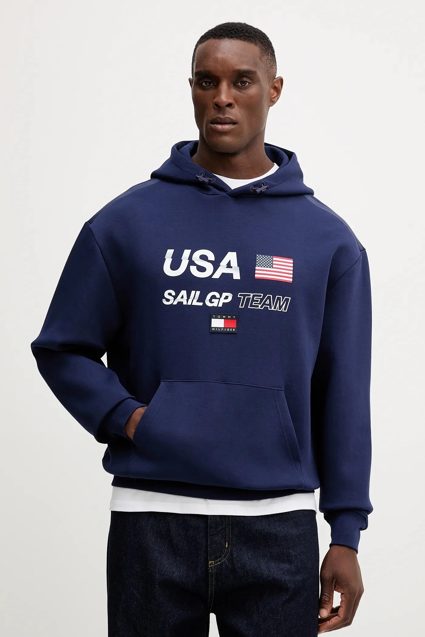 толстовка из коллаборации с SAIL GP