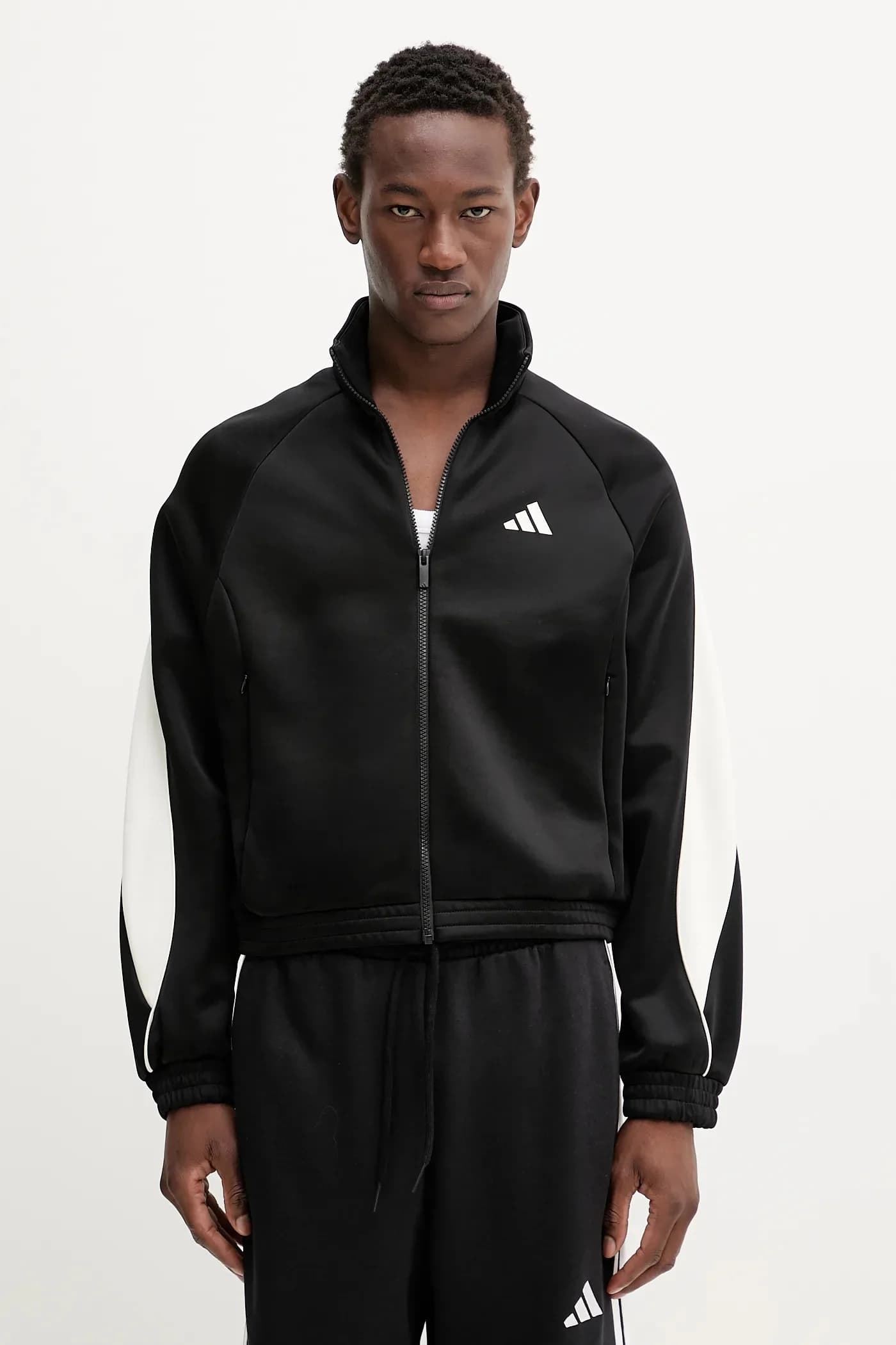 Толстовка стадиона