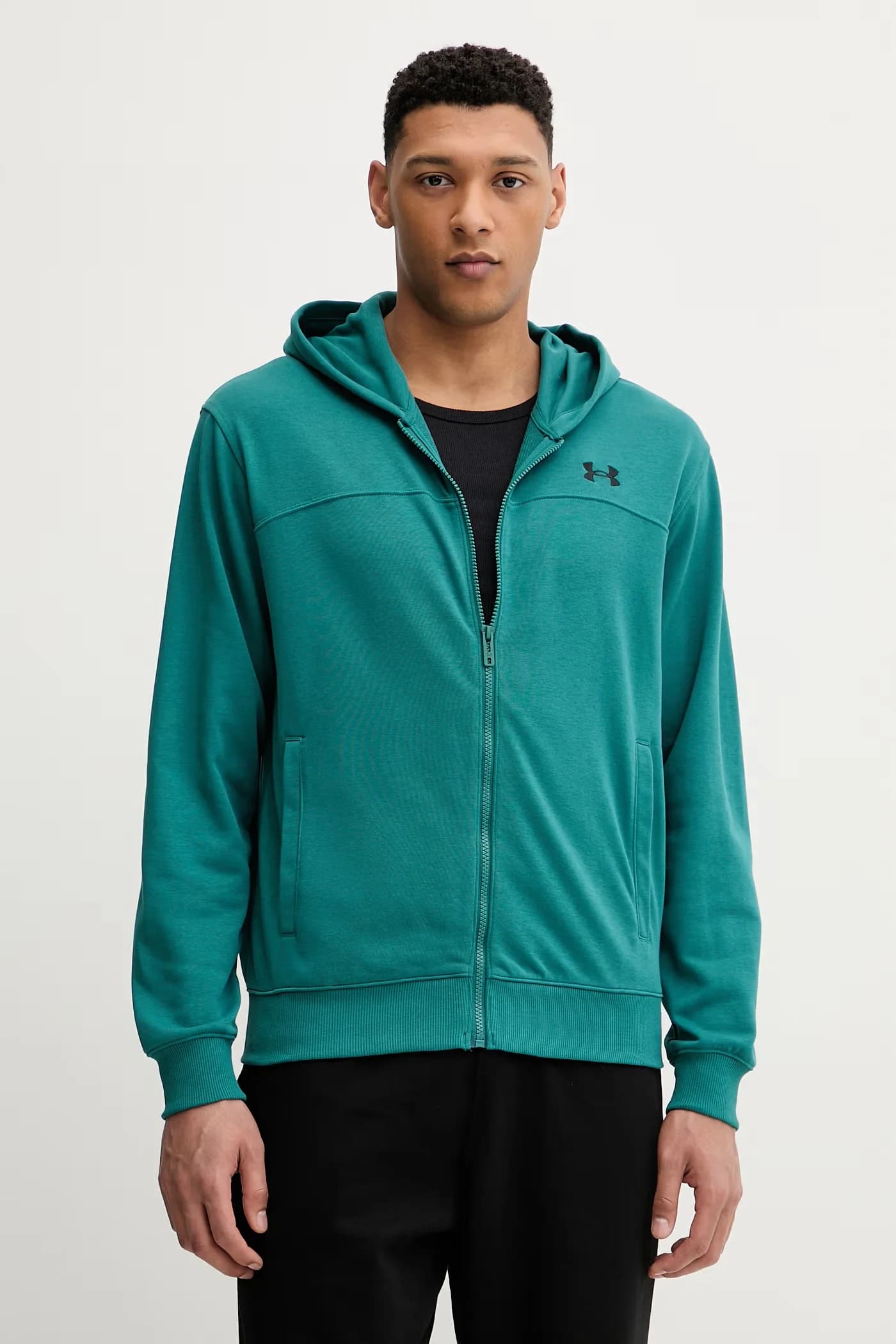 Толстовка соперника