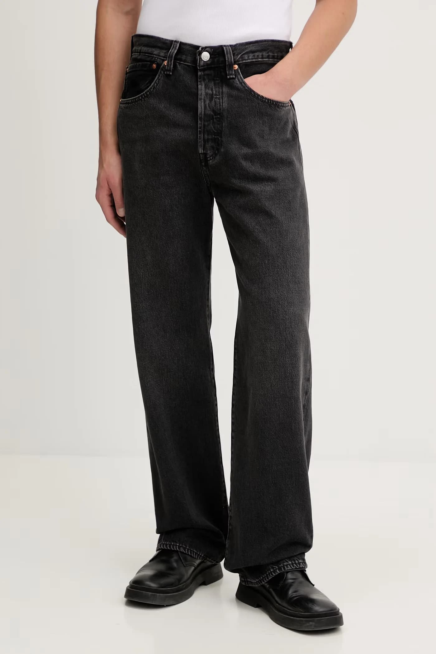 501® СВОБОДНЫЕ джинсы