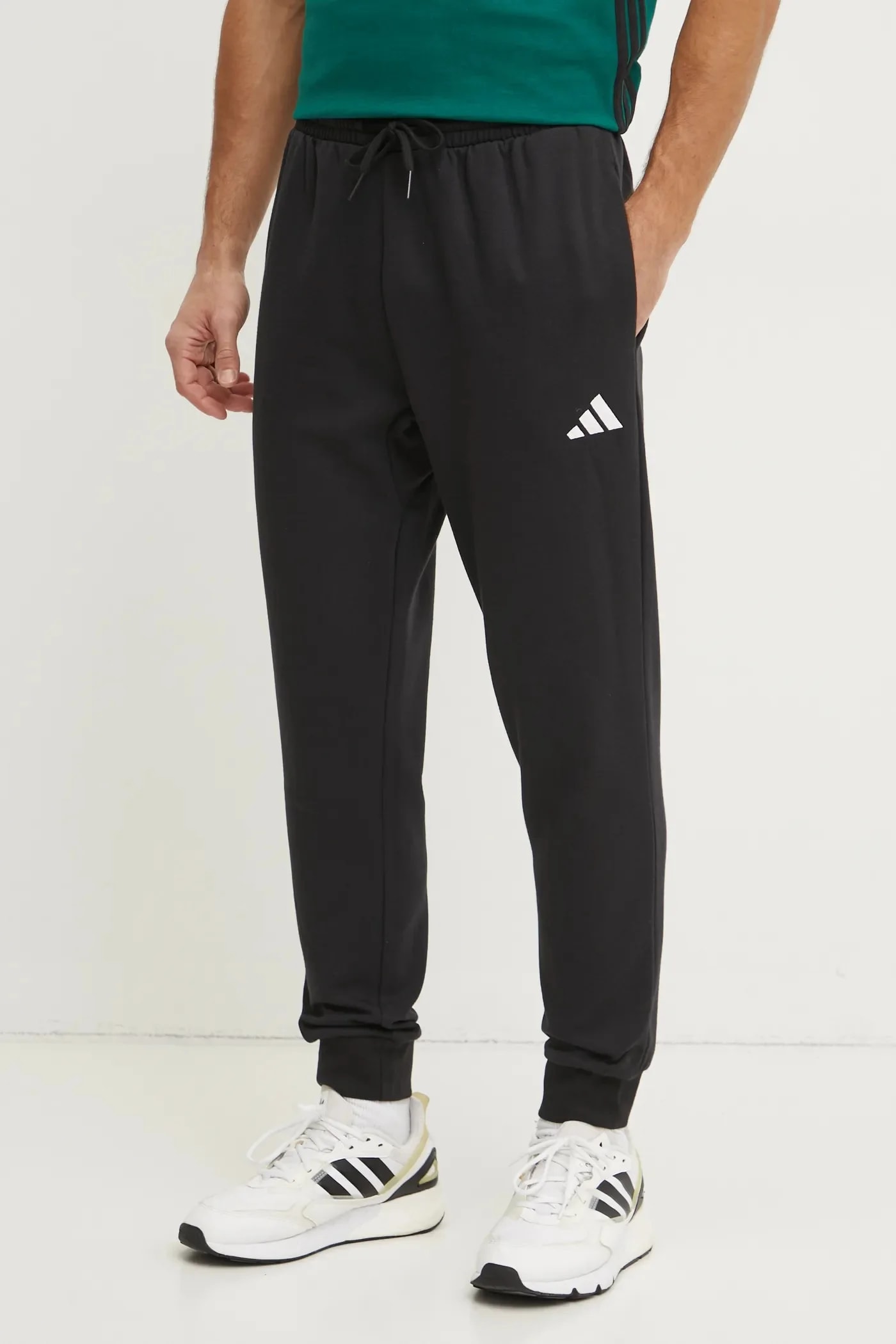 Уютные спортивные штаны черный для мужчин