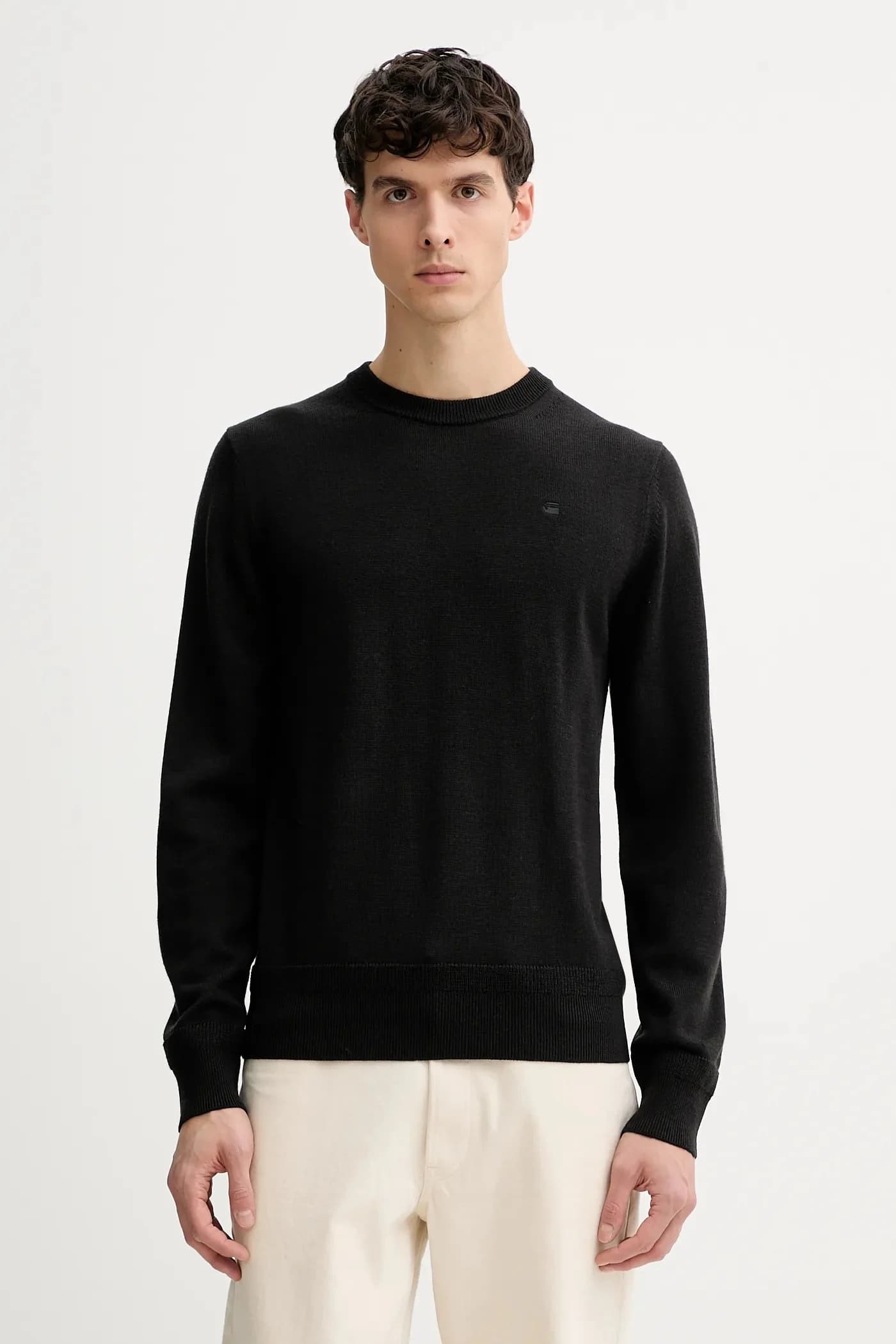 Свитер премиум-класса из основной шерсти