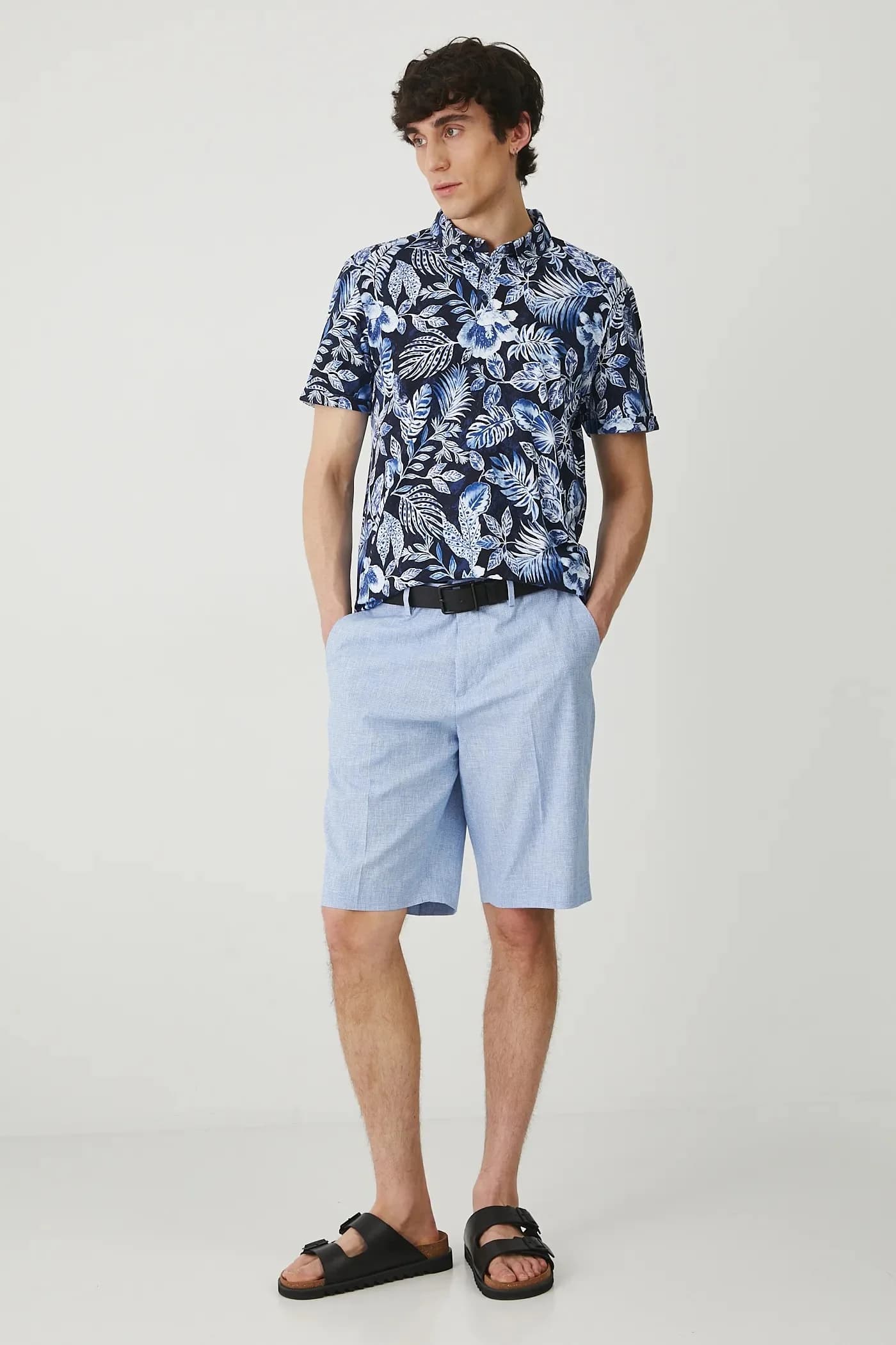 Шорты из смесового льна