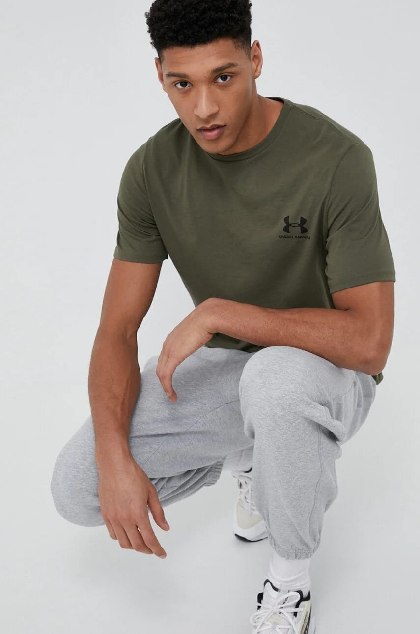 Спортивная футболка SPORTSTYLE LEFT CHEST зеленая для мужчин