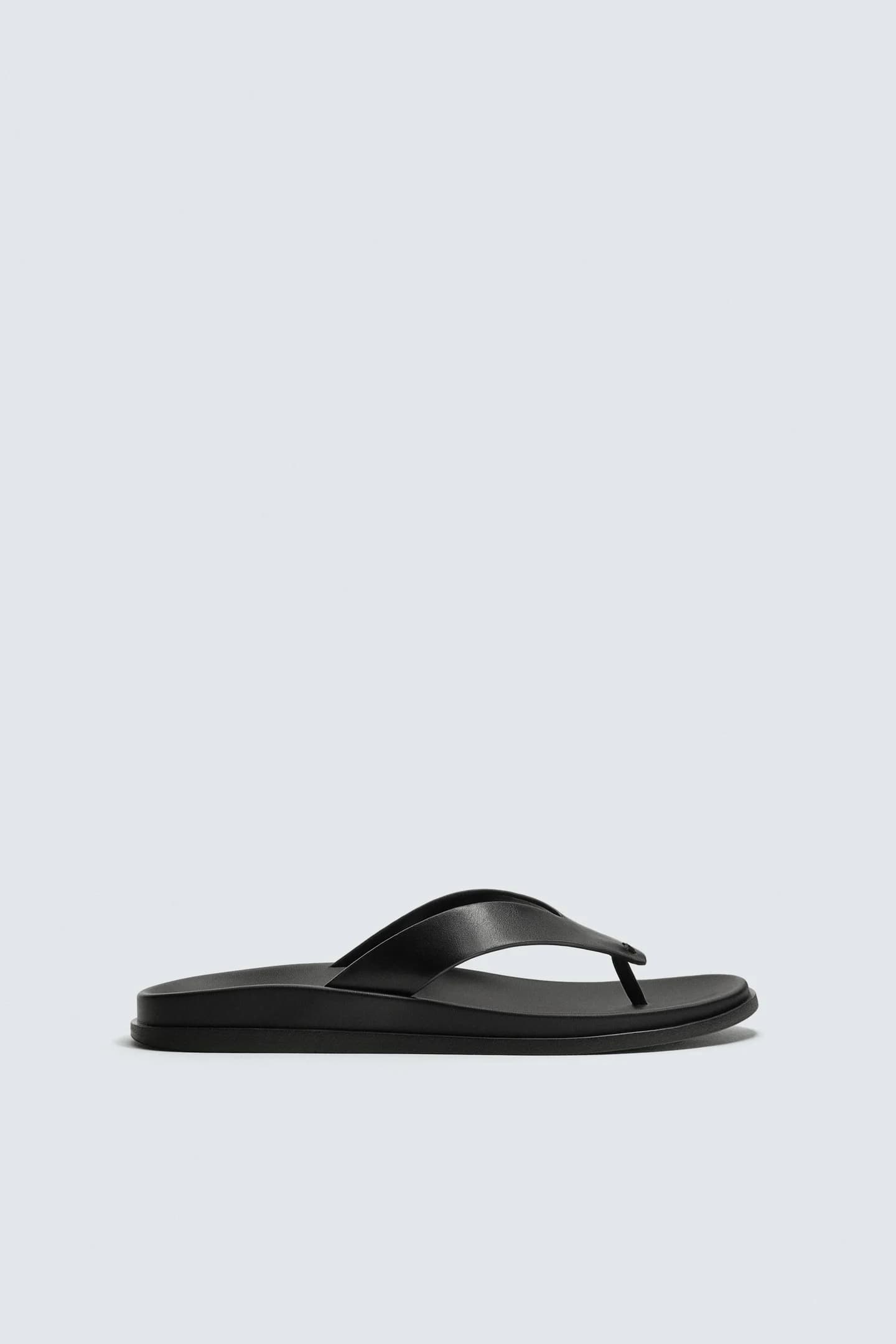 САНДАЛИИ НА РЕМЕНКАХ