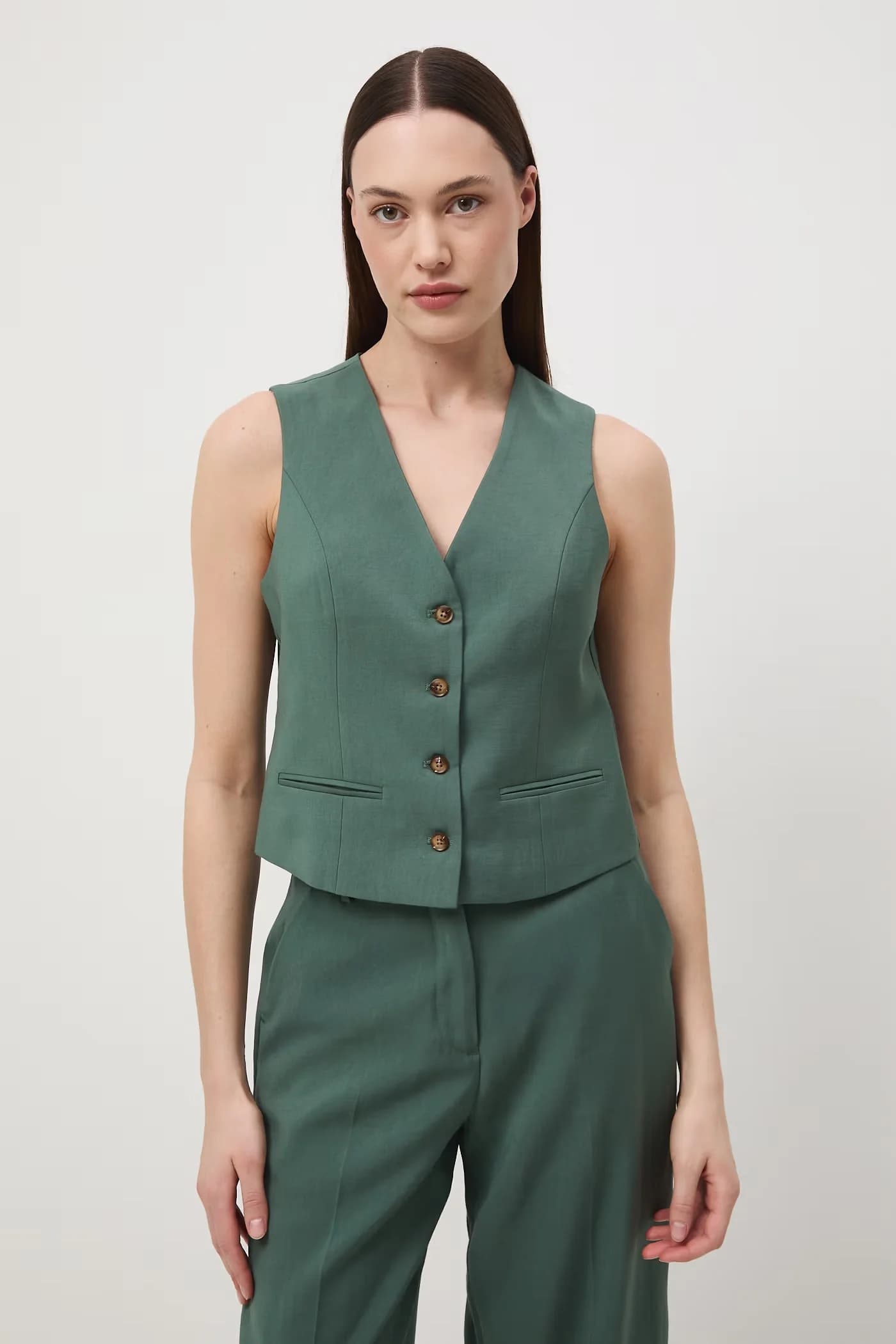 Женский жилет из вискозы