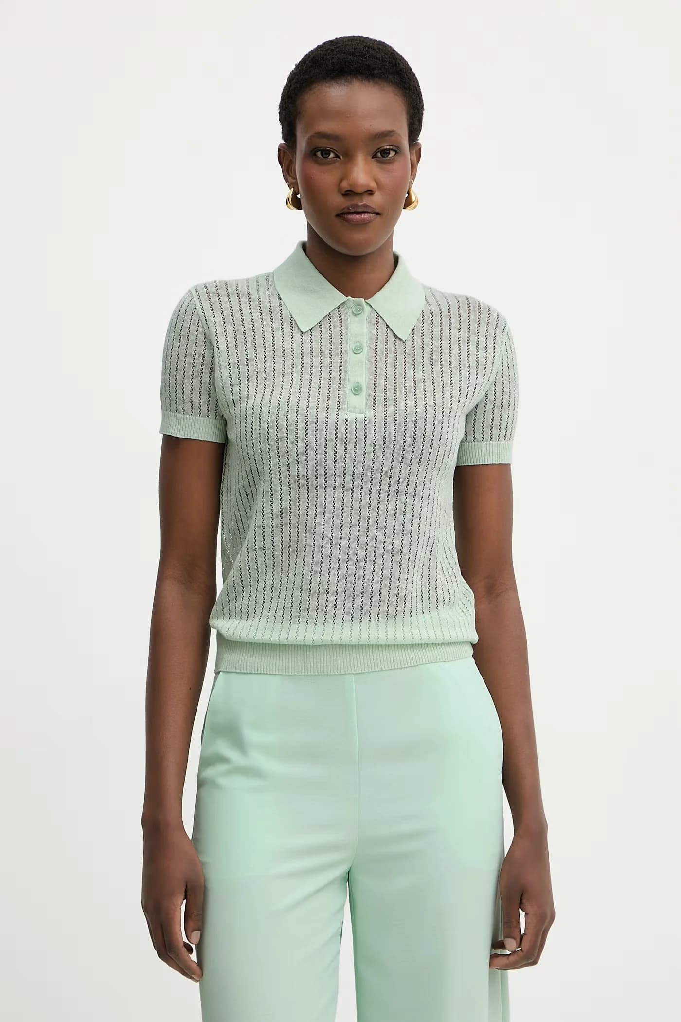 Женский льняной свитер-поло