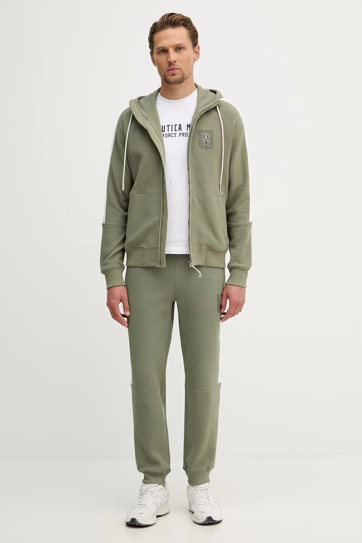 Мужской спортивный костюм из хлопка с эластаном