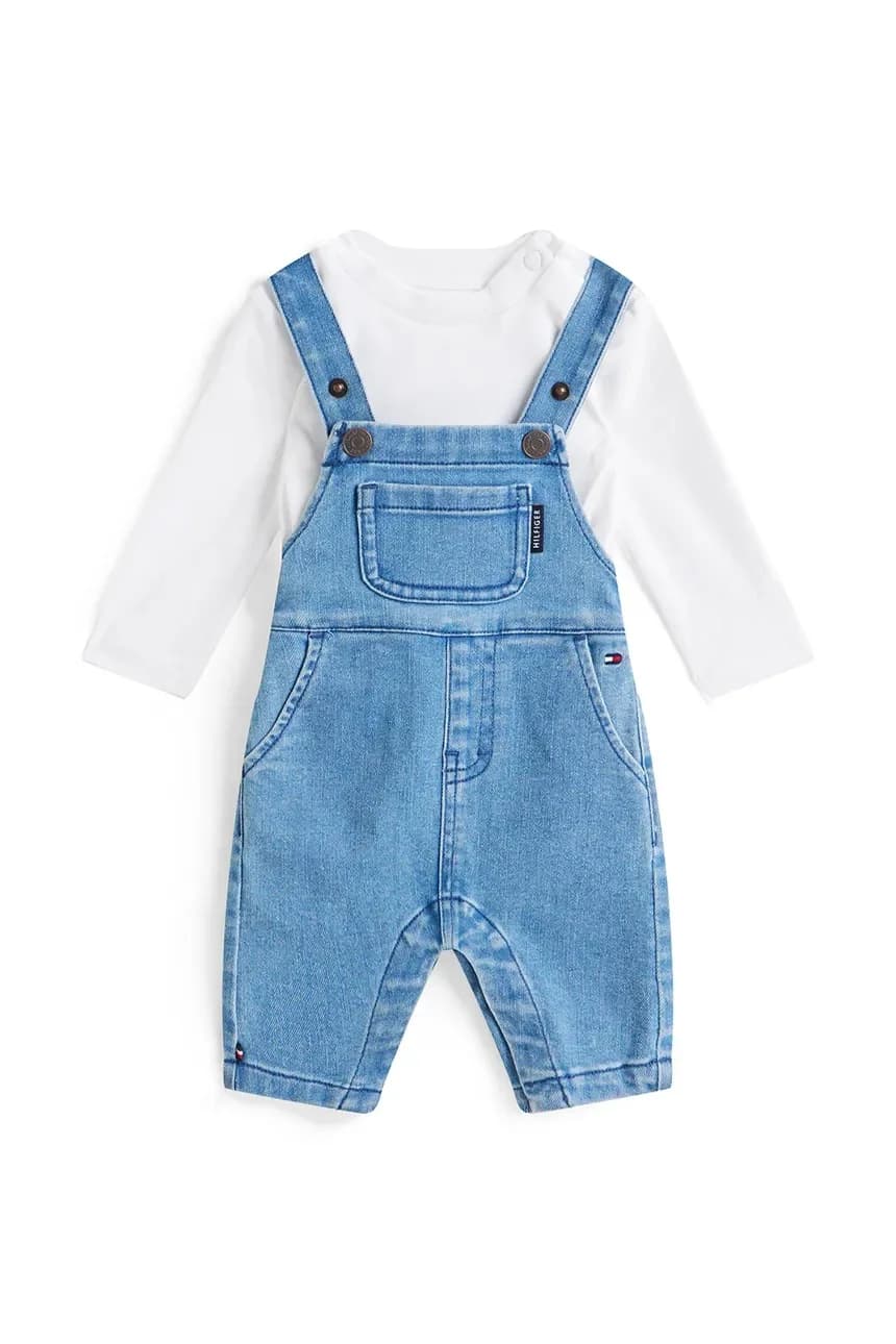 Детские комбинезоны