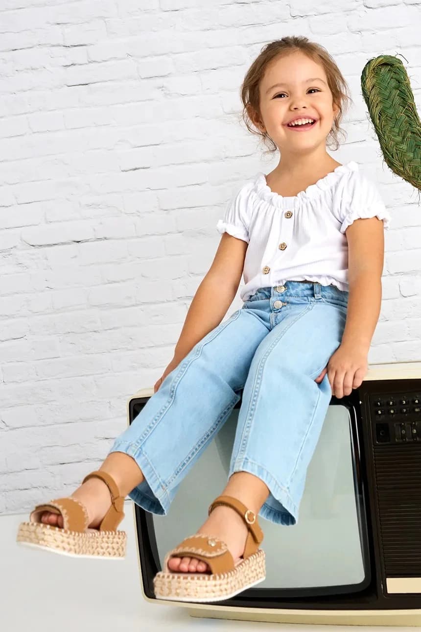 Детские джинсы