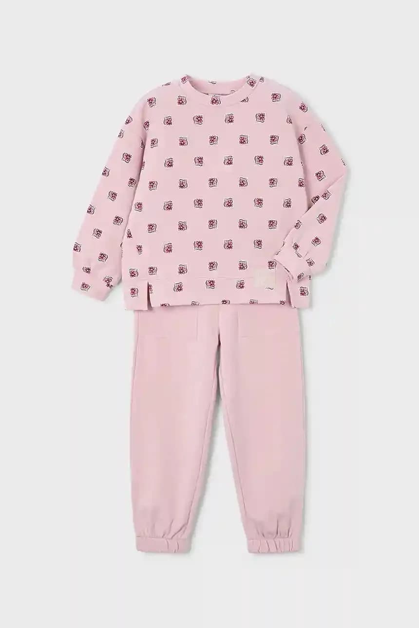 Детский спортивный костюм