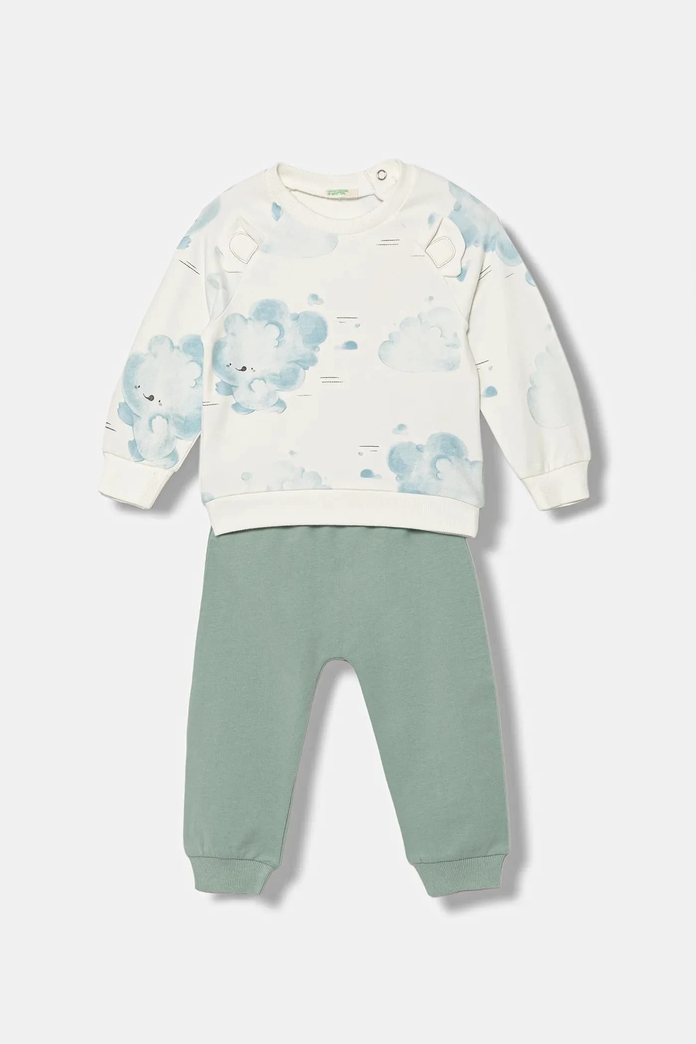 Детский спортивный костюм