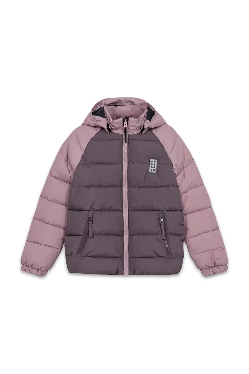 Носите детскую куртку