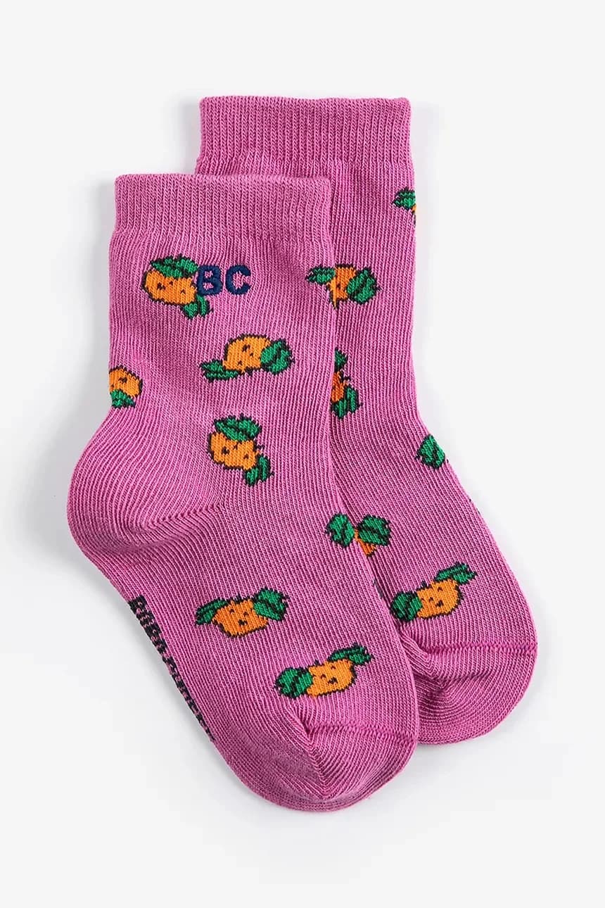 Детские носки мандаринового цвета.