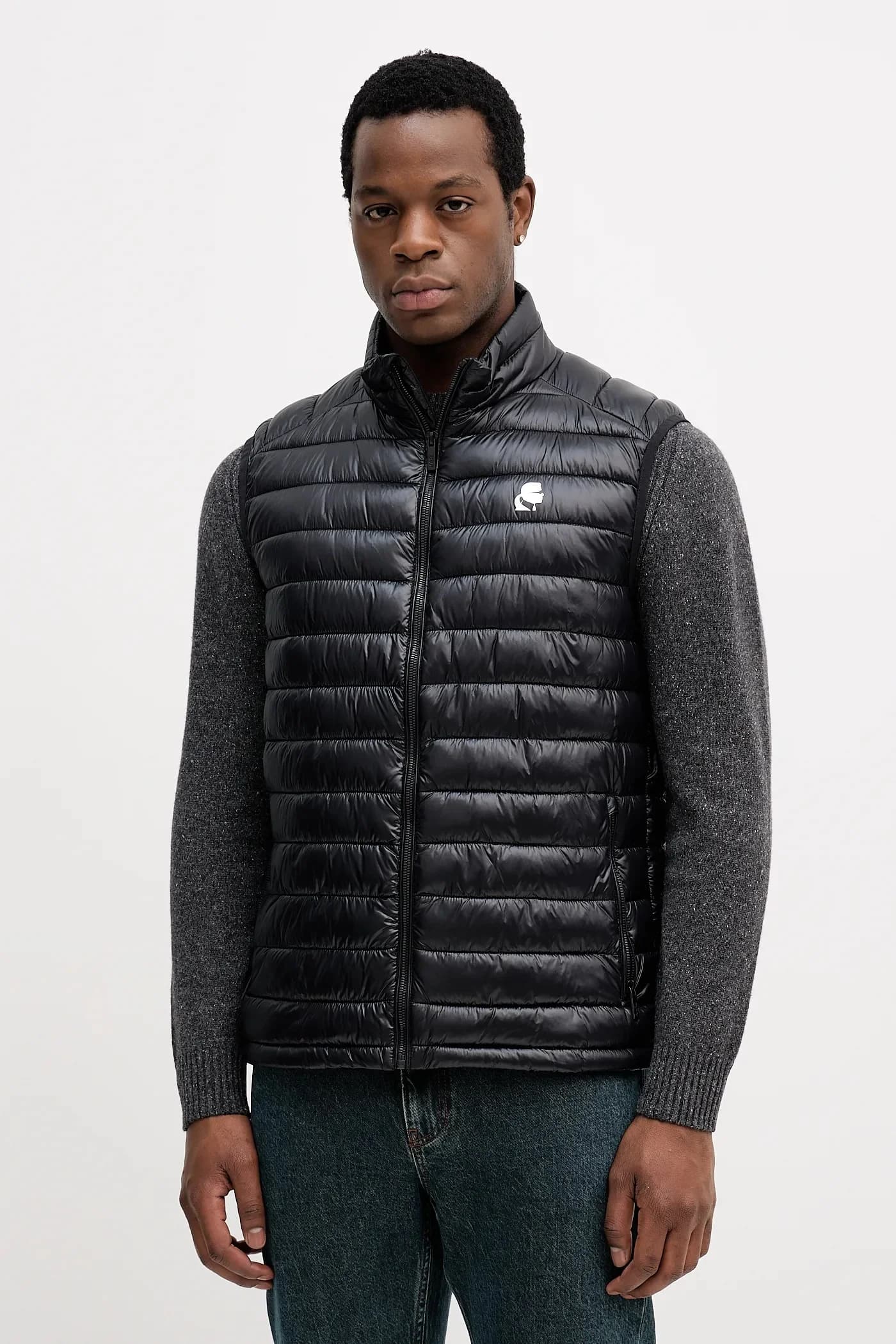 Без рукавов